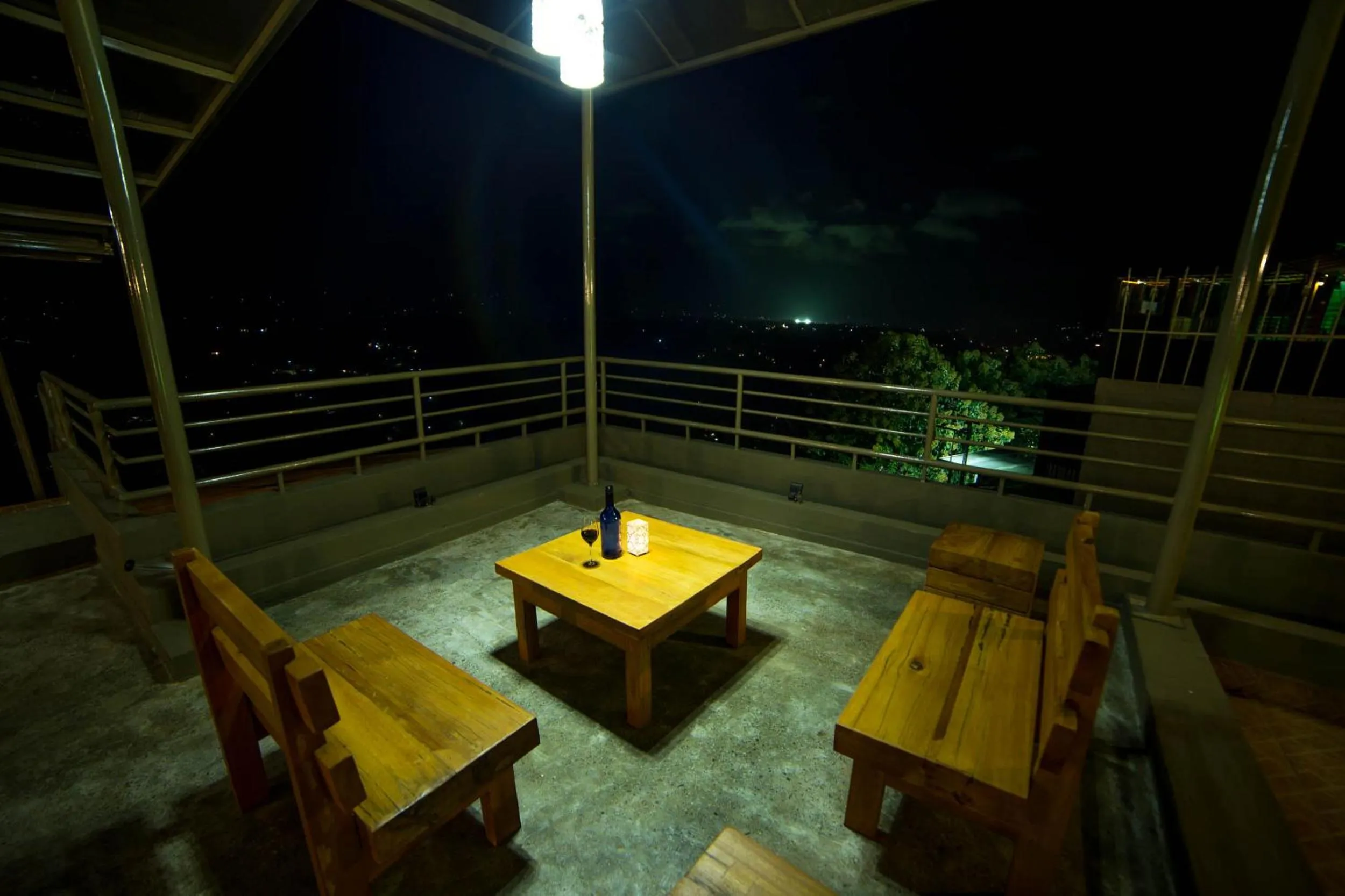 Restaurant/places to eat in Range Kandy