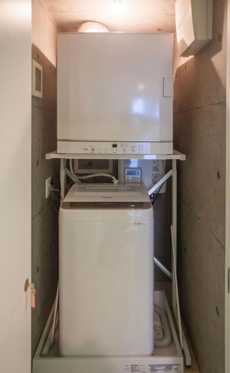 Area and facilities in Picnic Hostel Osaka