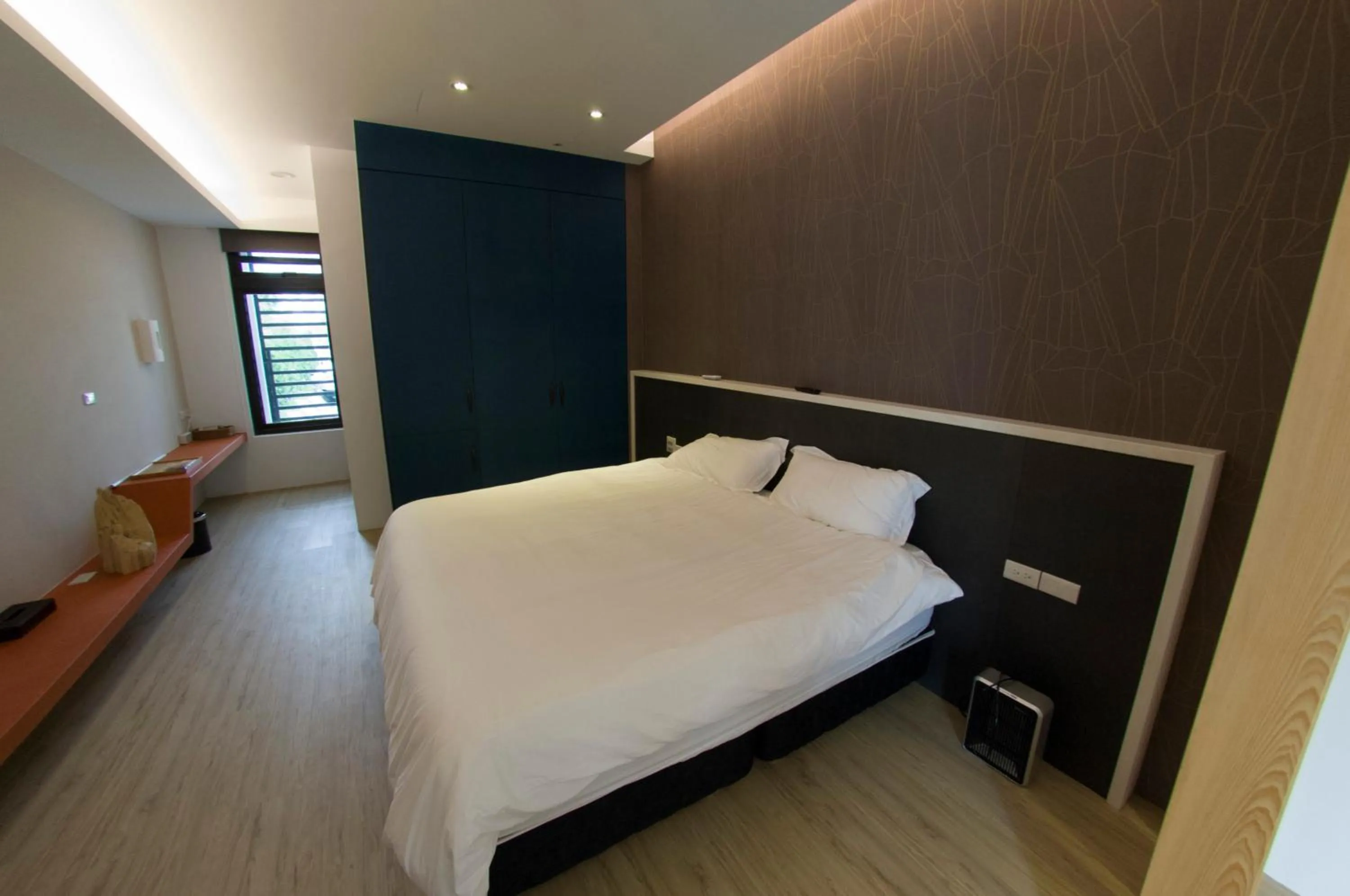 Decorative detail, Bed in W Star