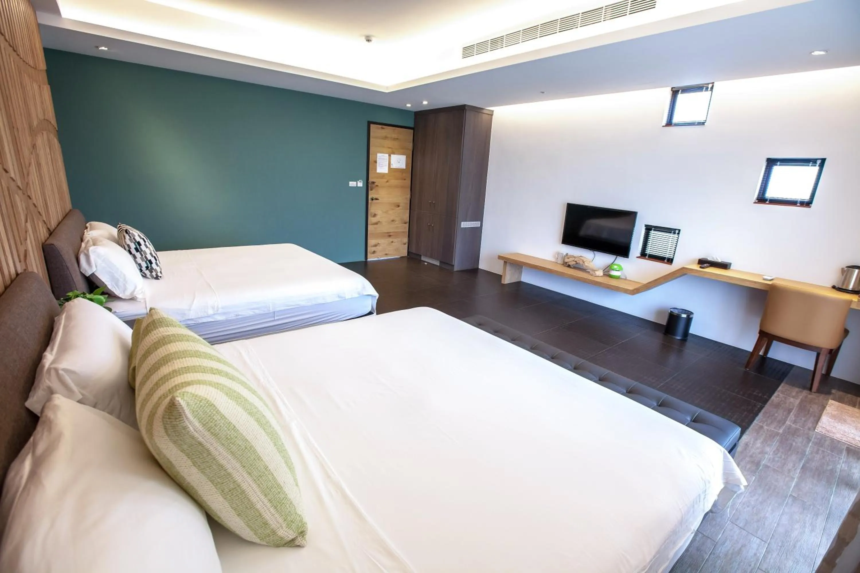 TV and multimedia, Bed in W Star