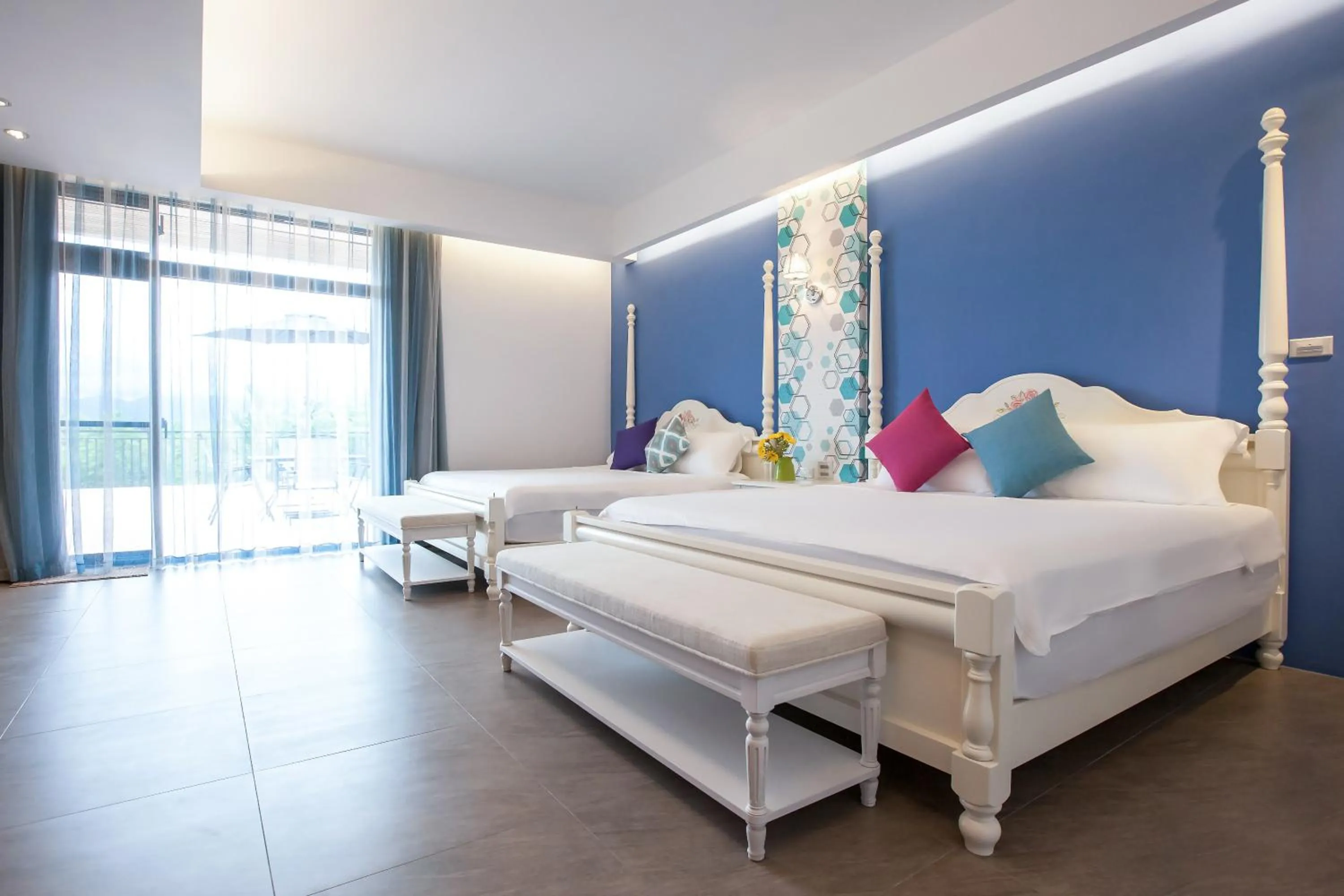 Decorative detail, Bed in W Star