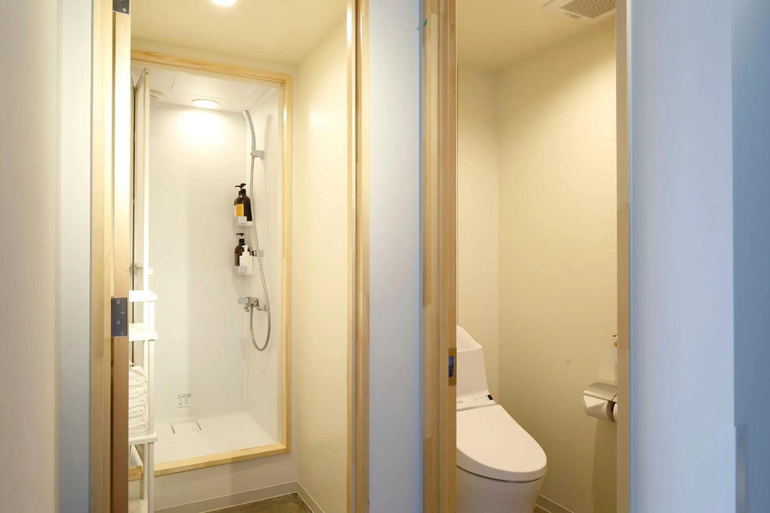 Shower in LYURO Tokyo Kiyosumi by THE SHARE HOTELS