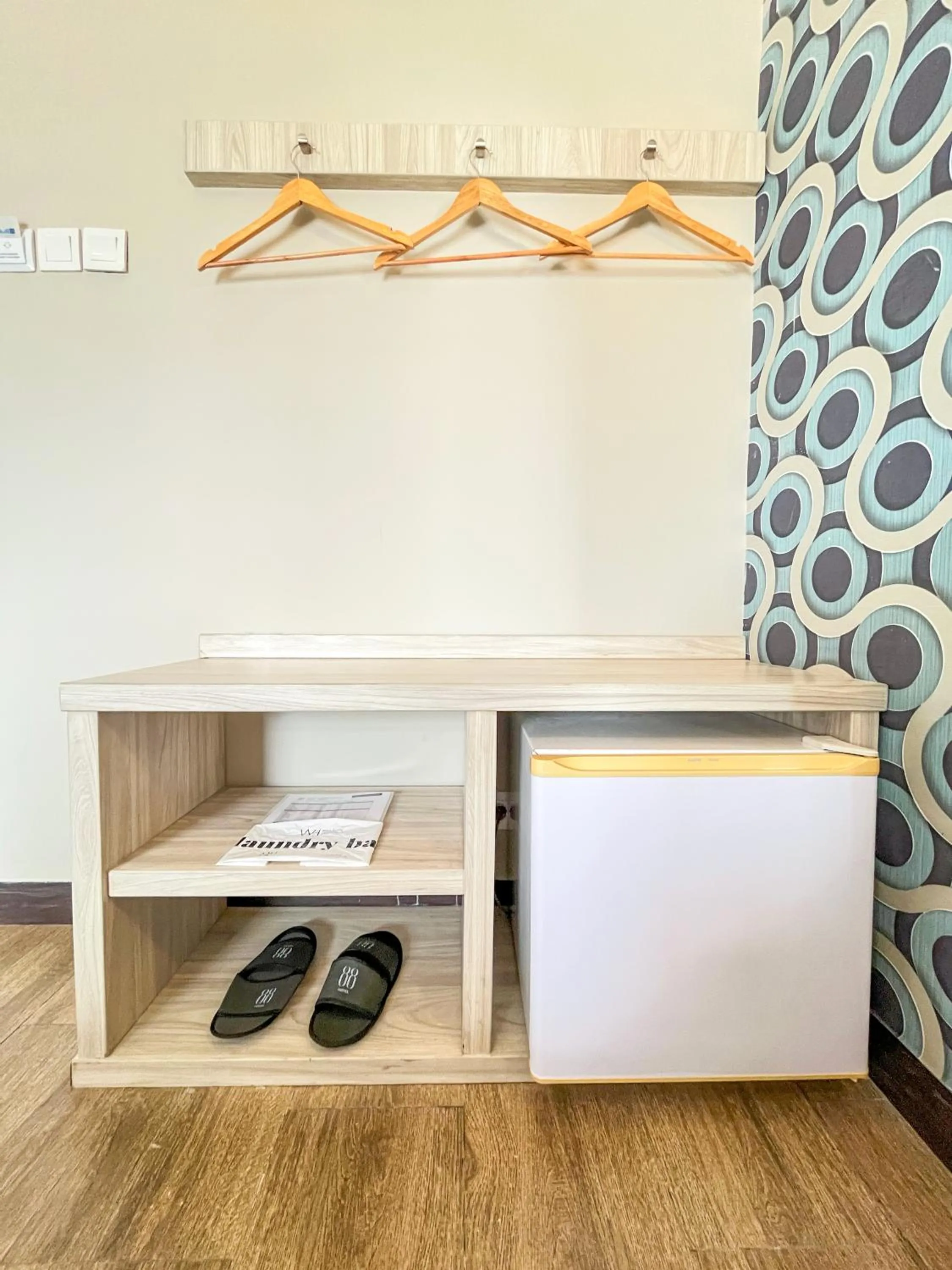 room service in Hotel 88 Kedungsari - Kedungdoro By WH