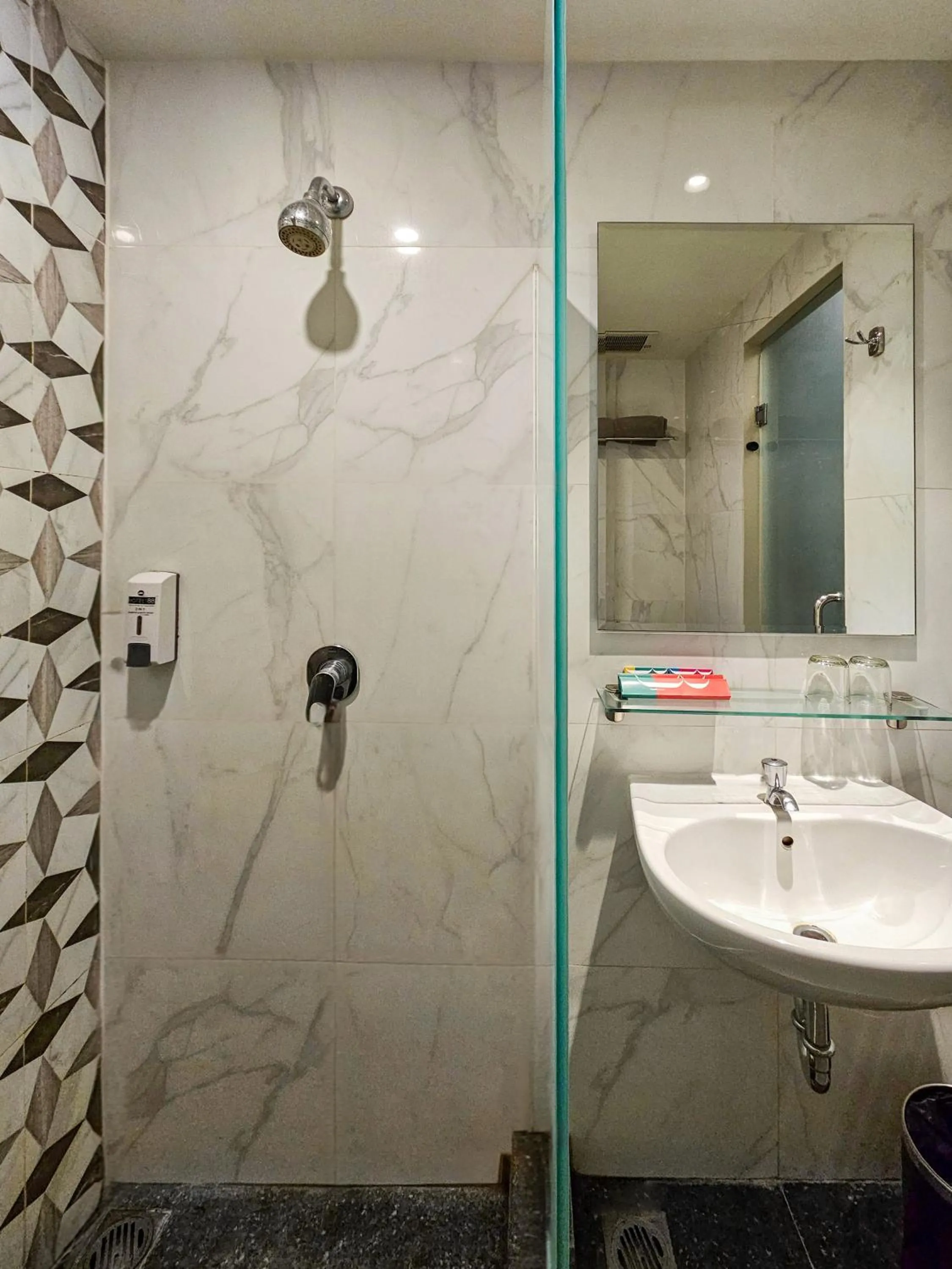 Bathroom in Hotel 88 Kedungsari - Kedungdoro By WH