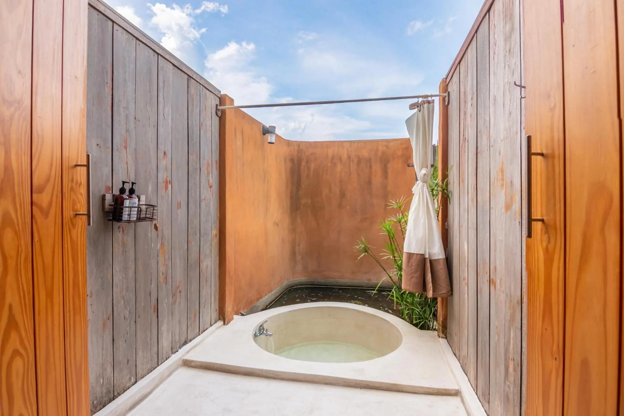 COOLLiving Farmhouse Organic