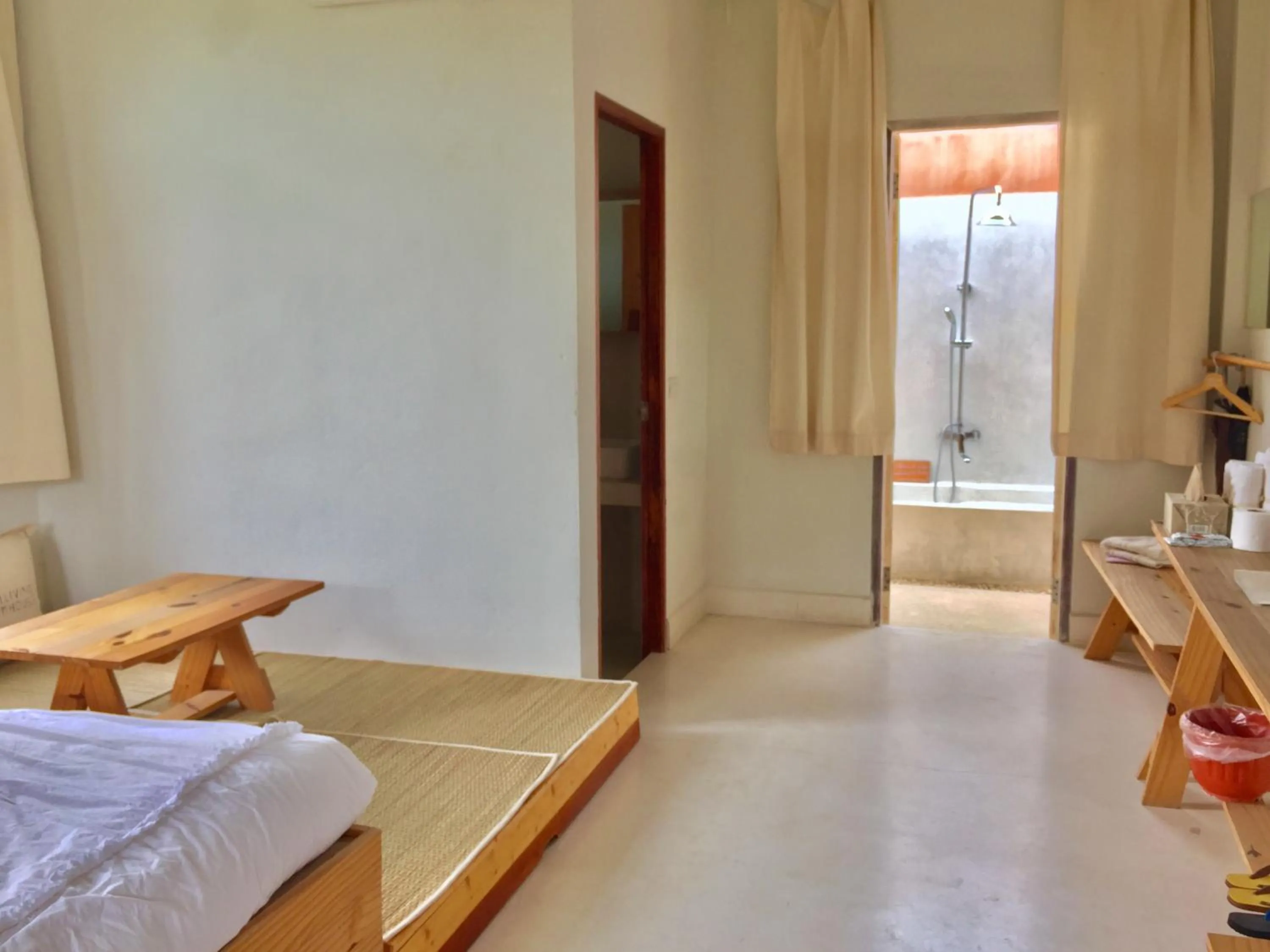 Bed in COOLLiving Farmhouse Organic