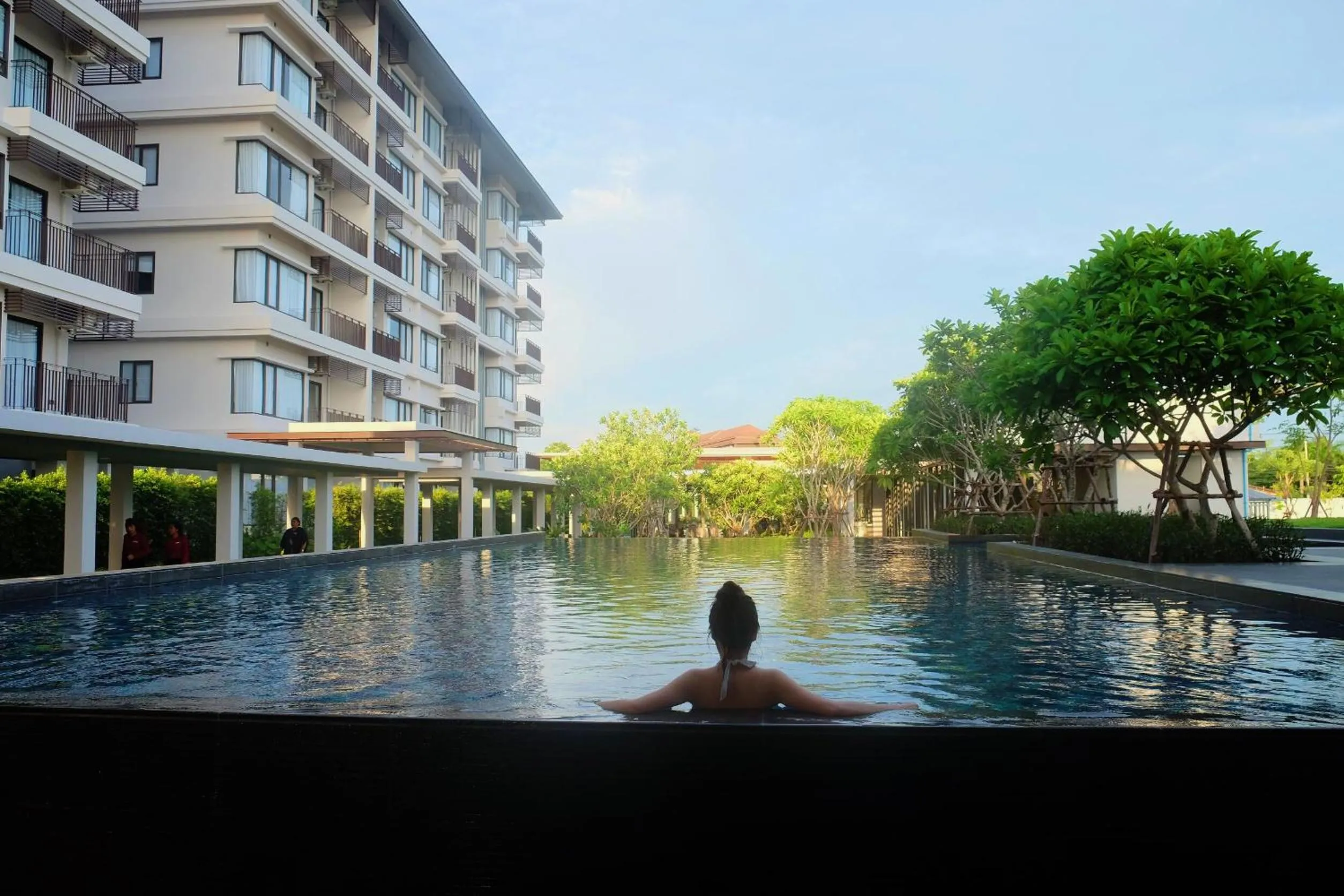 Swimming pool in Burgundy Residence 304