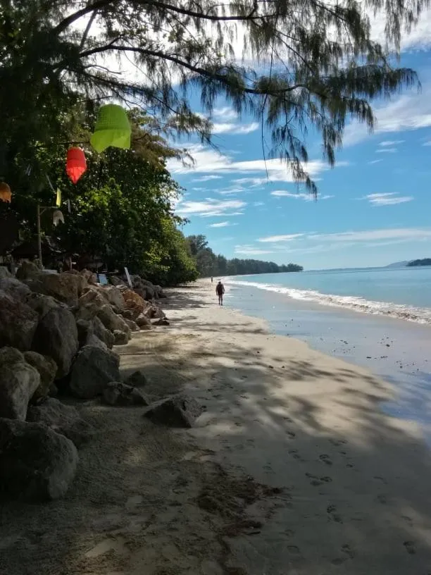 Andaman Beach Resort Koh Jum