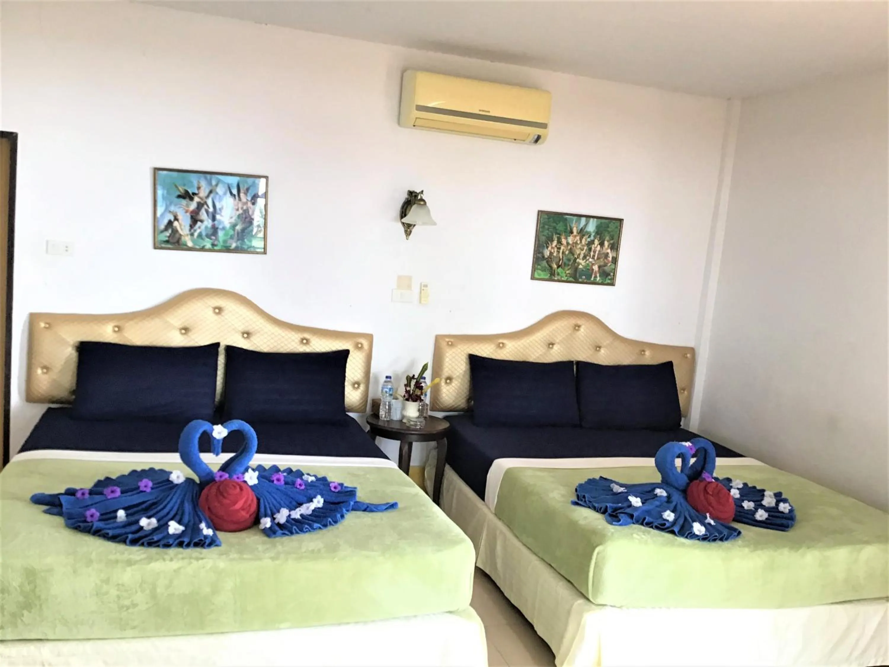 Bed in Andaman Beach Resort Koh Jum