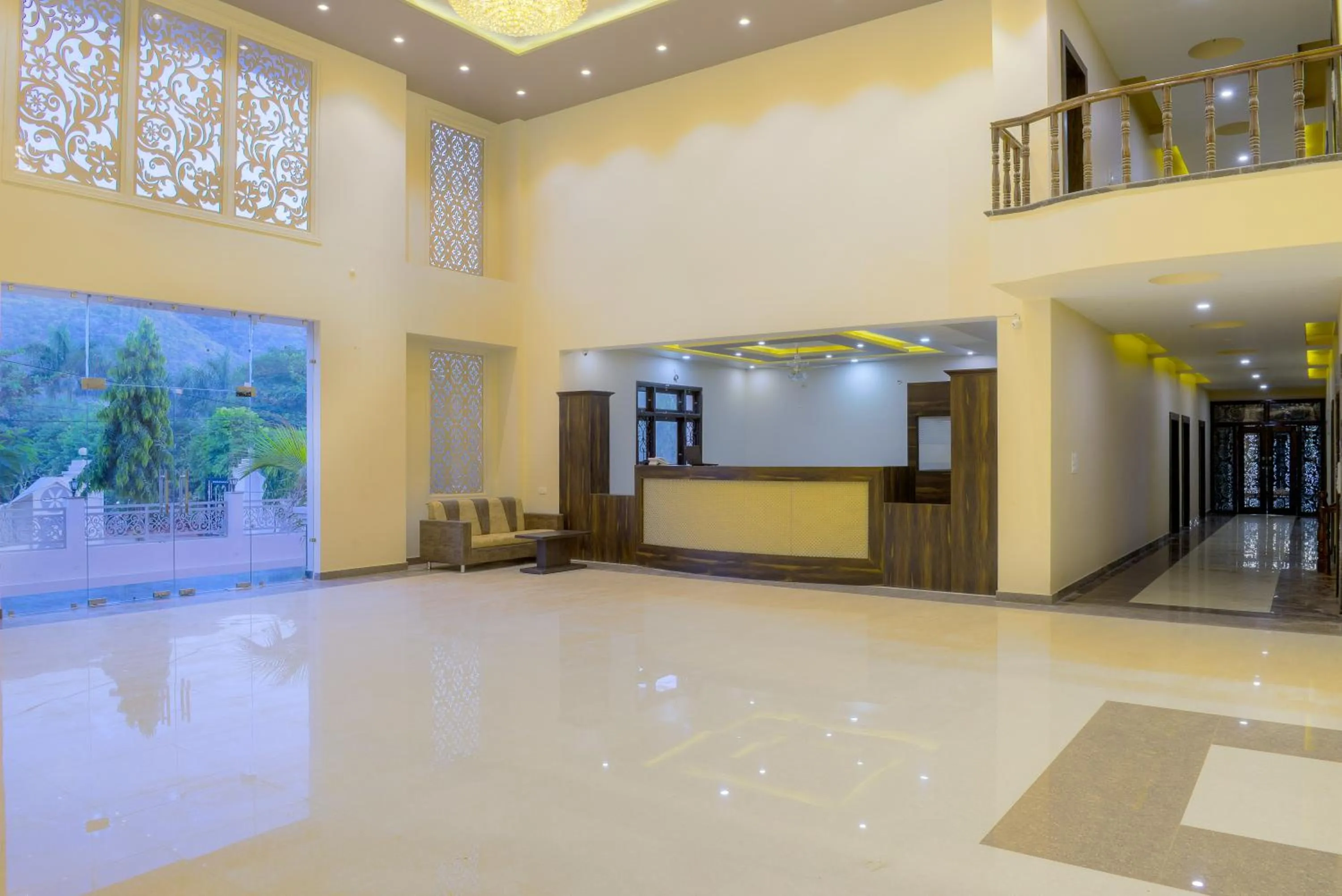 Lobby or reception in Hotel Pushkar Legacy
