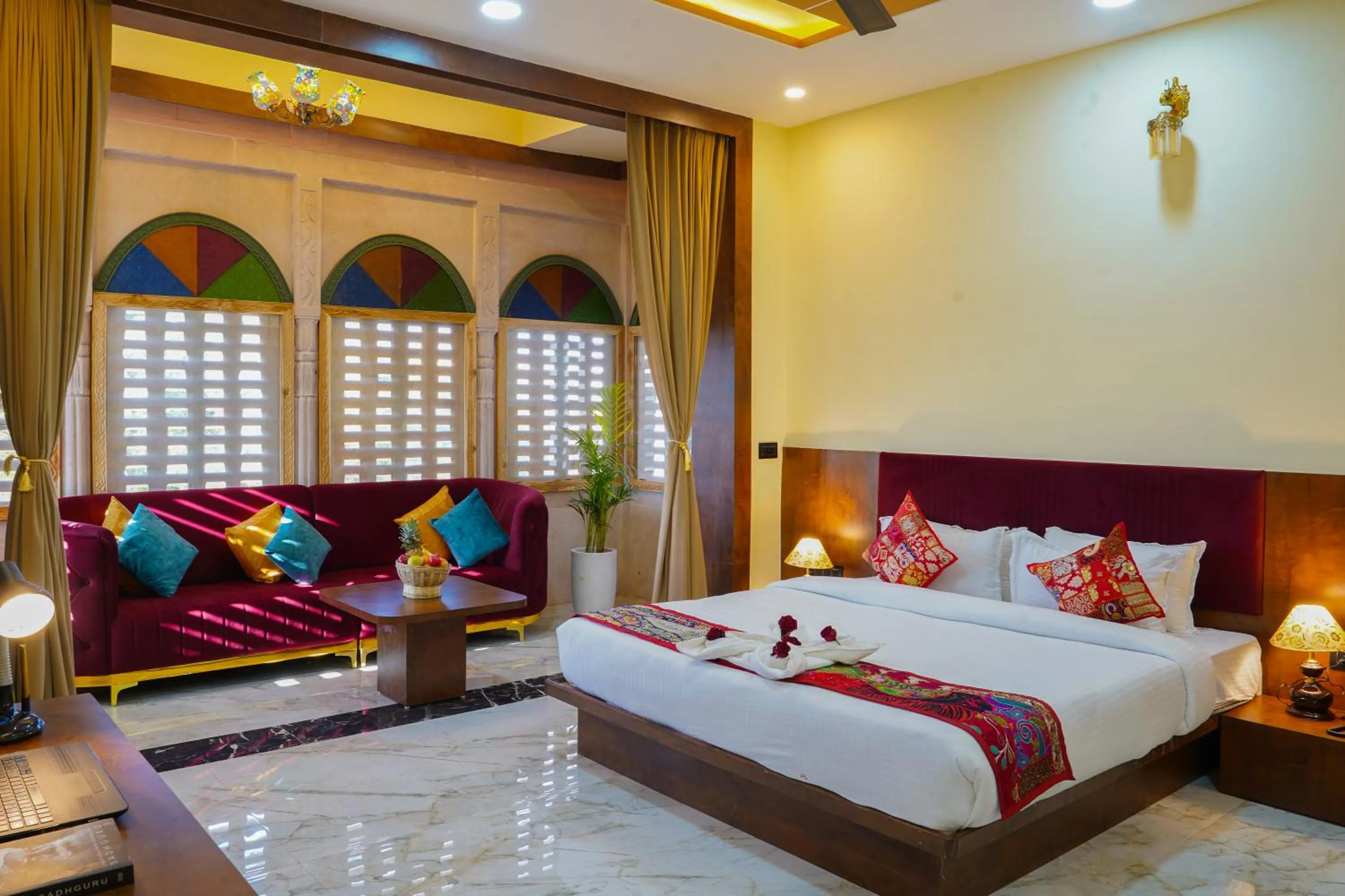 Bed in Hotel Pushkar Legacy