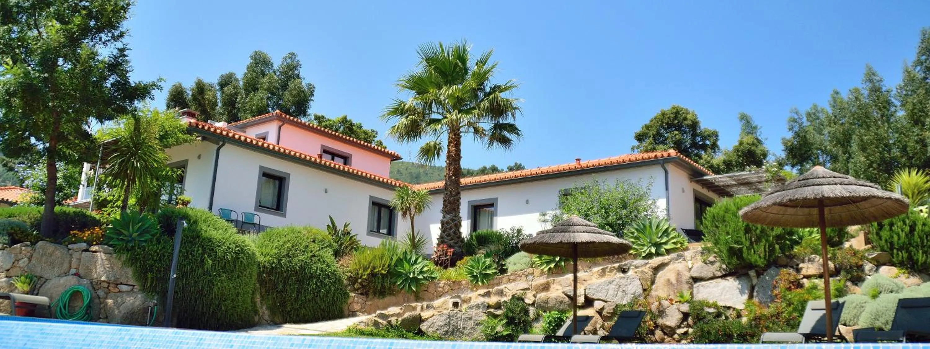 Swimming pool in Pirilampo