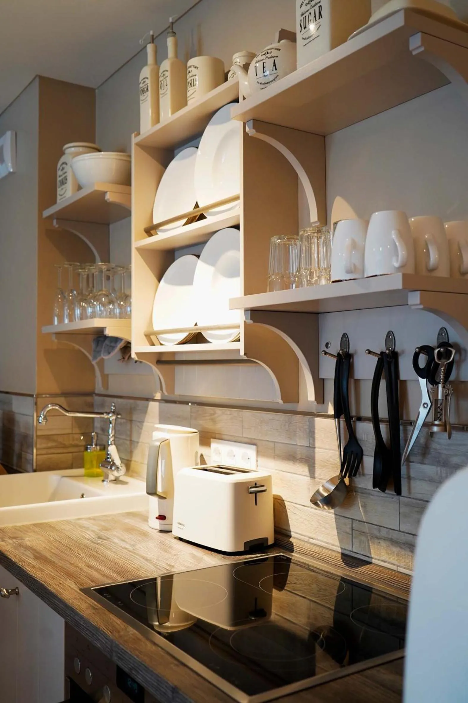 Kitchen or kitchenette in Beach Apartments Heiligenhafen