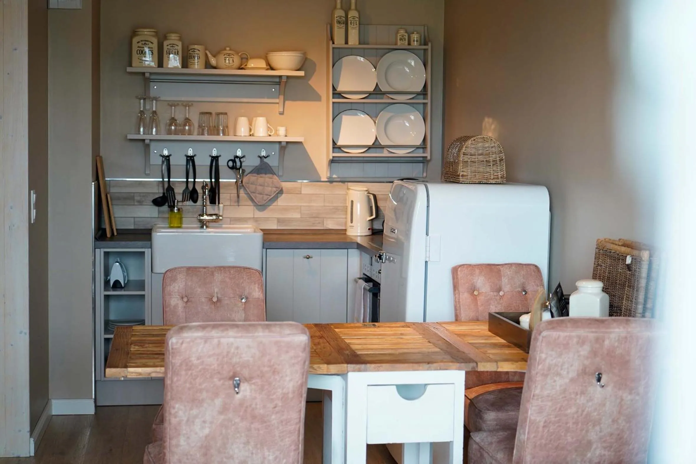 Kitchen or kitchenette in Beach Apartments Heiligenhafen