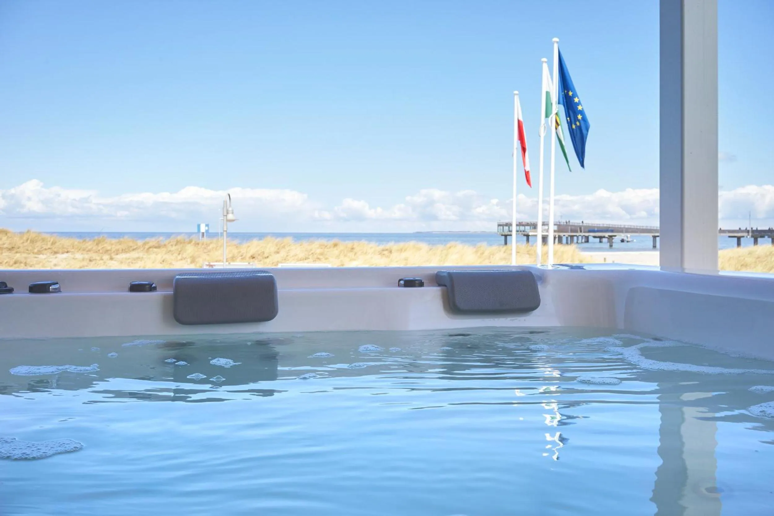 Hot Tub in Beach Apartments Heiligenhafen