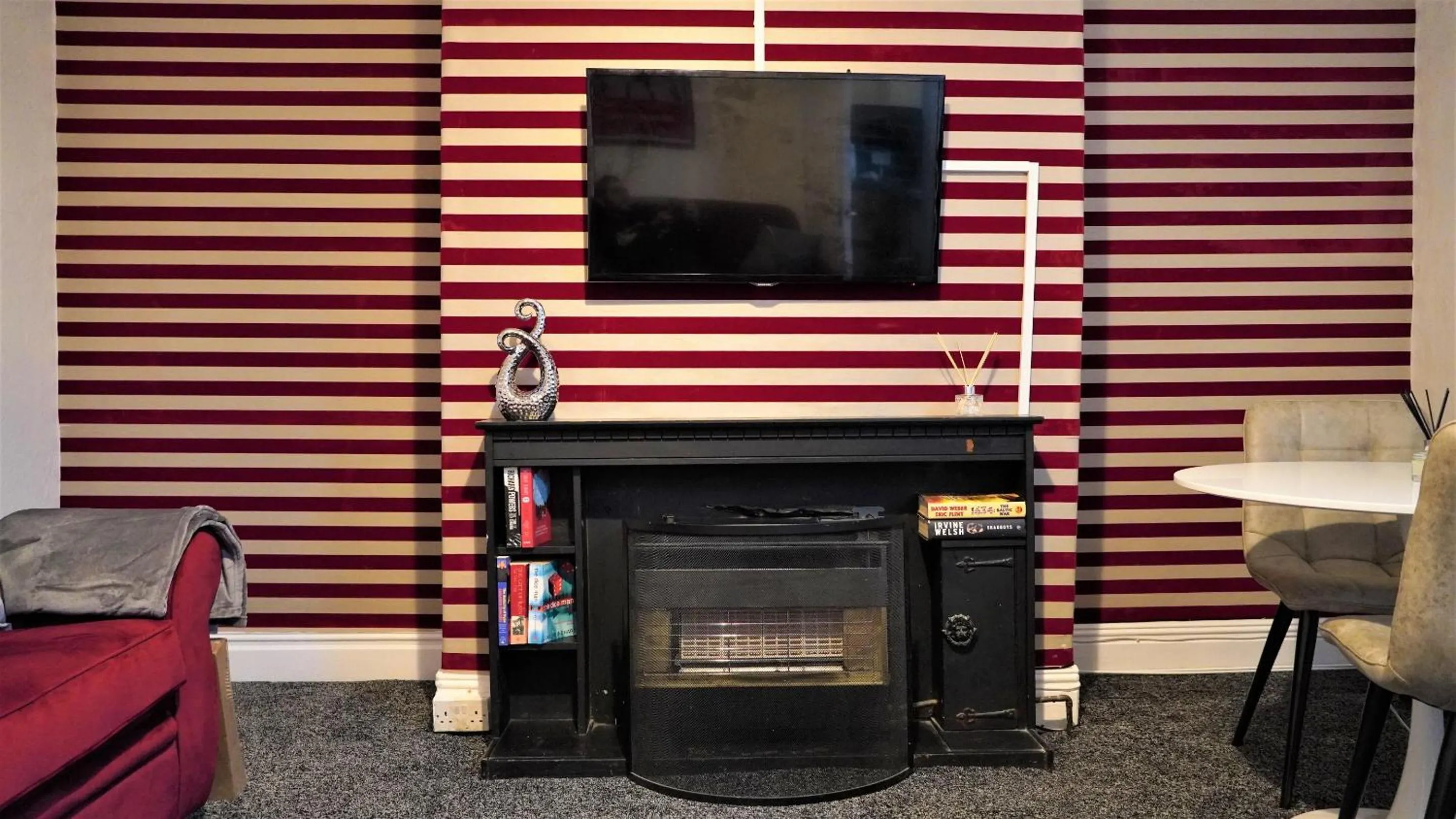 Living room in Dean House