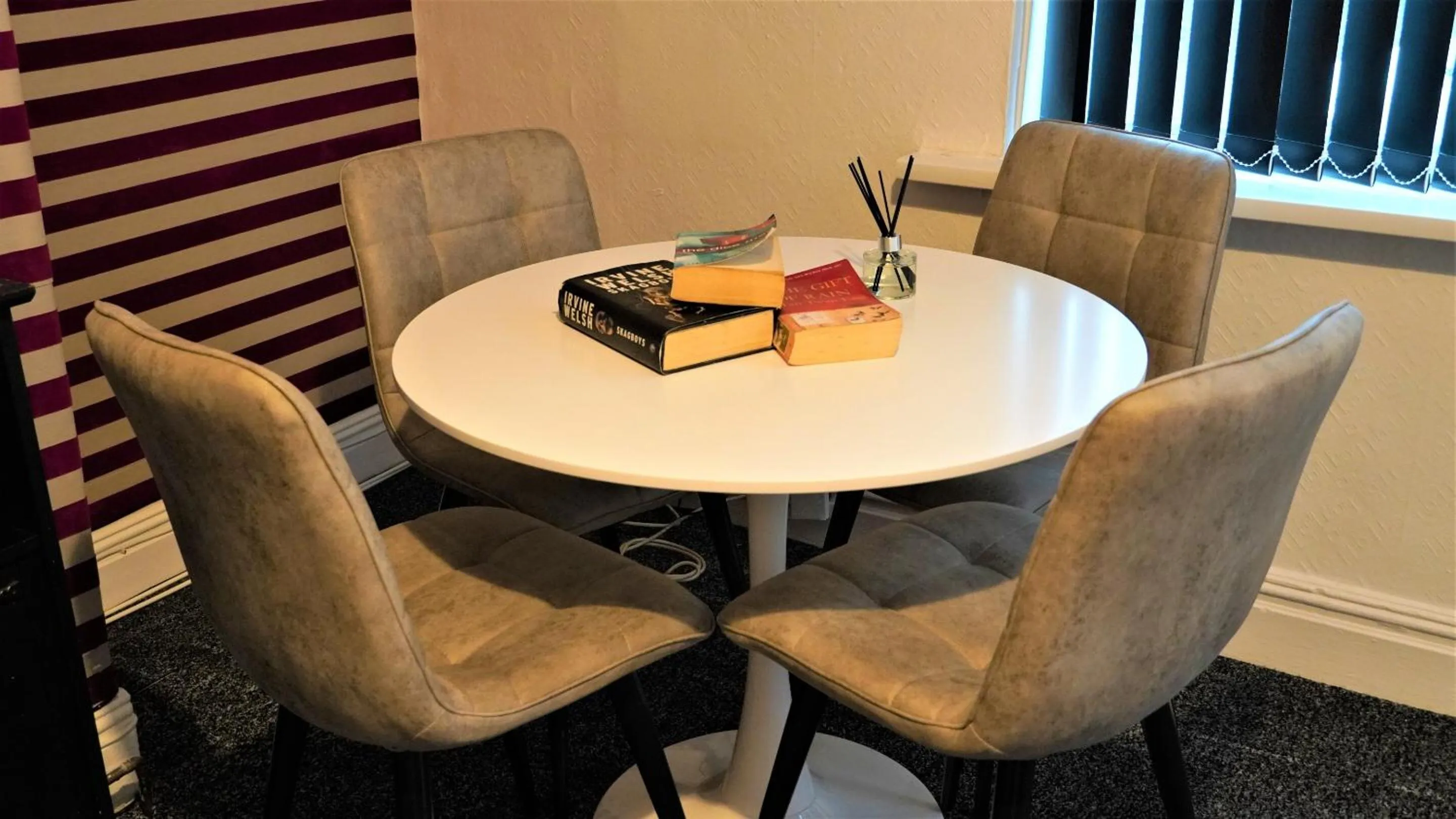 Living room in Dean House