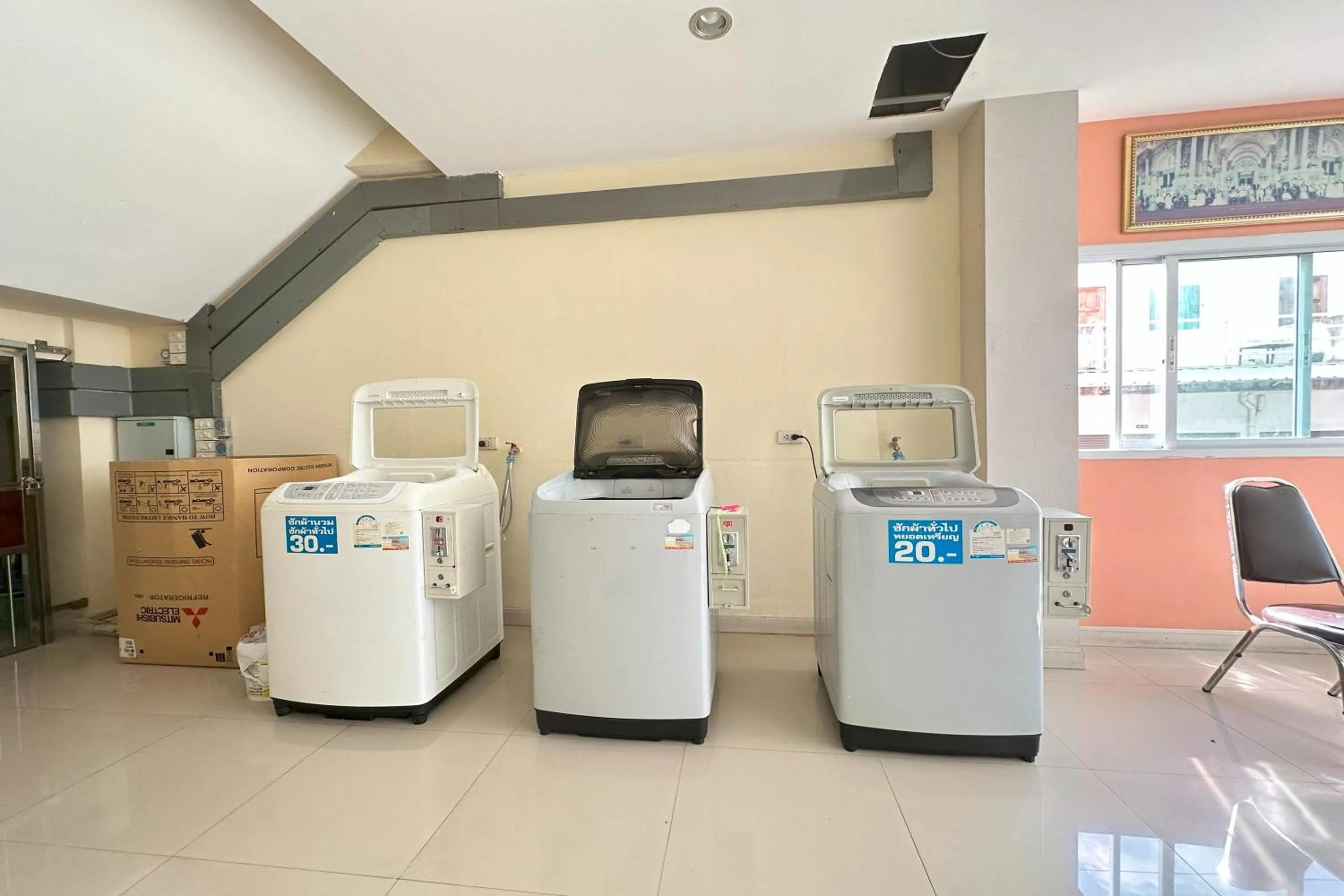 washing machine in Tara Apartment