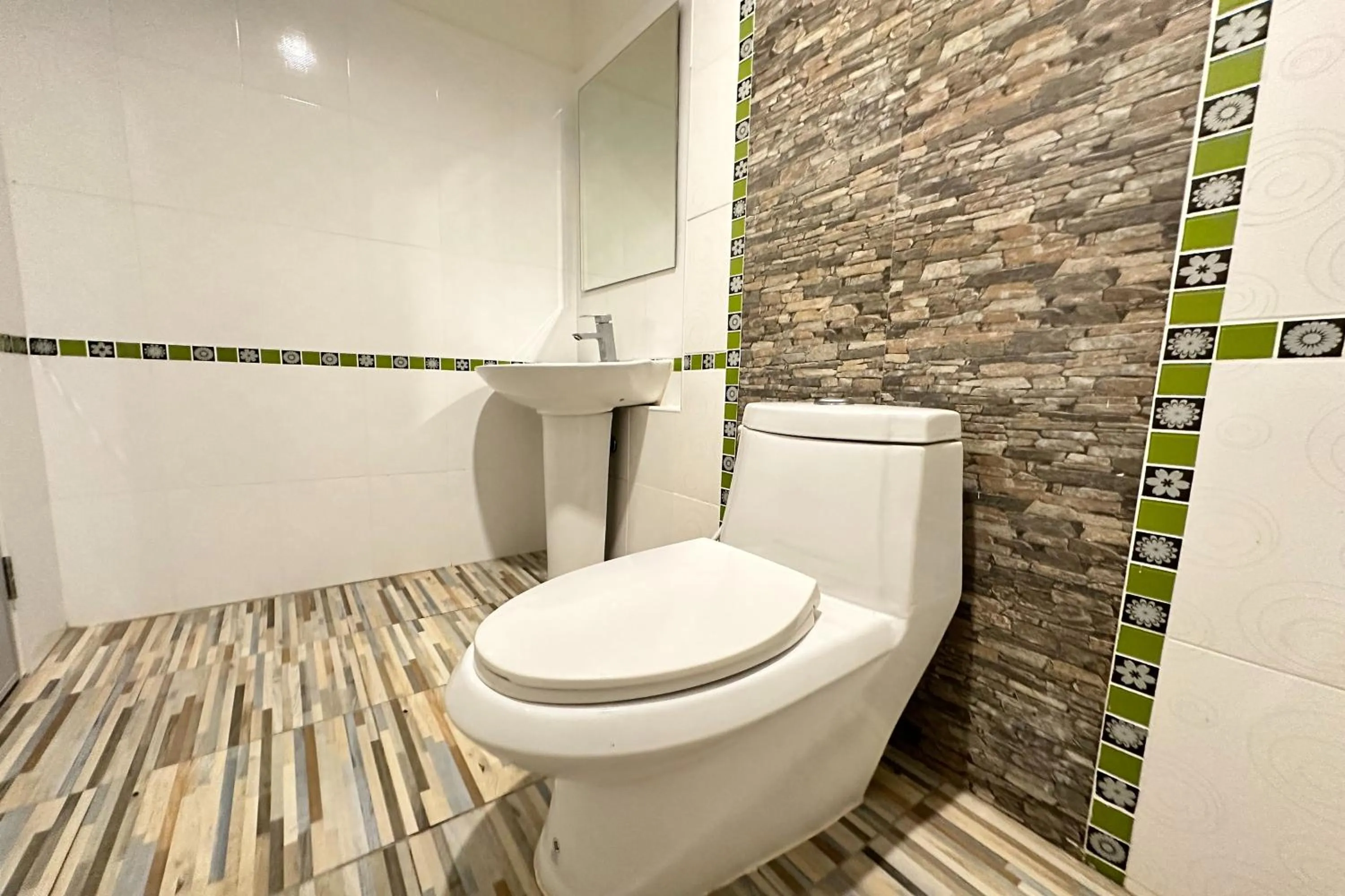 Bathroom in Tara Apartment