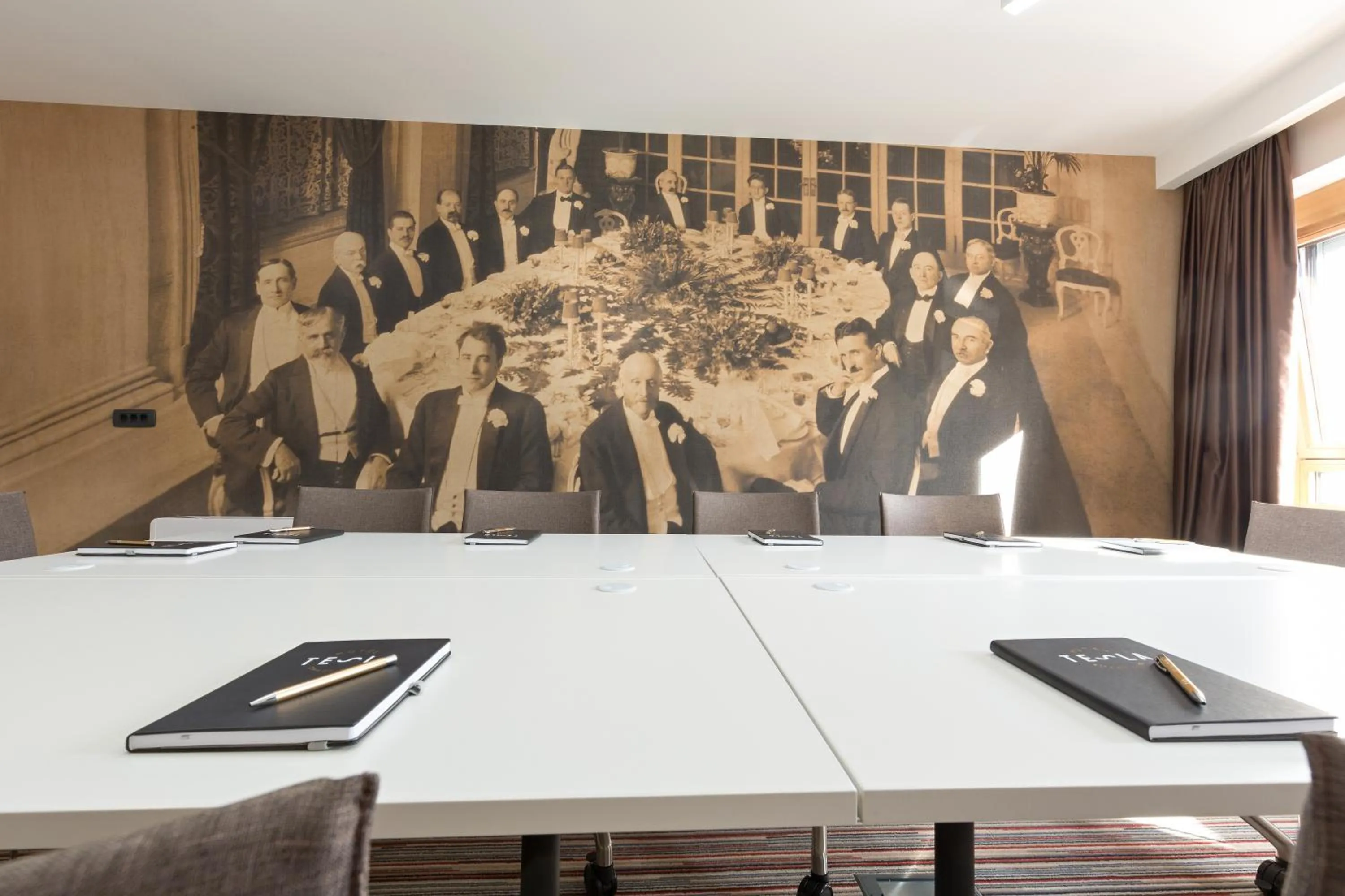 Meeting/conference room in Hotel TESLA - Smart Stay Garni