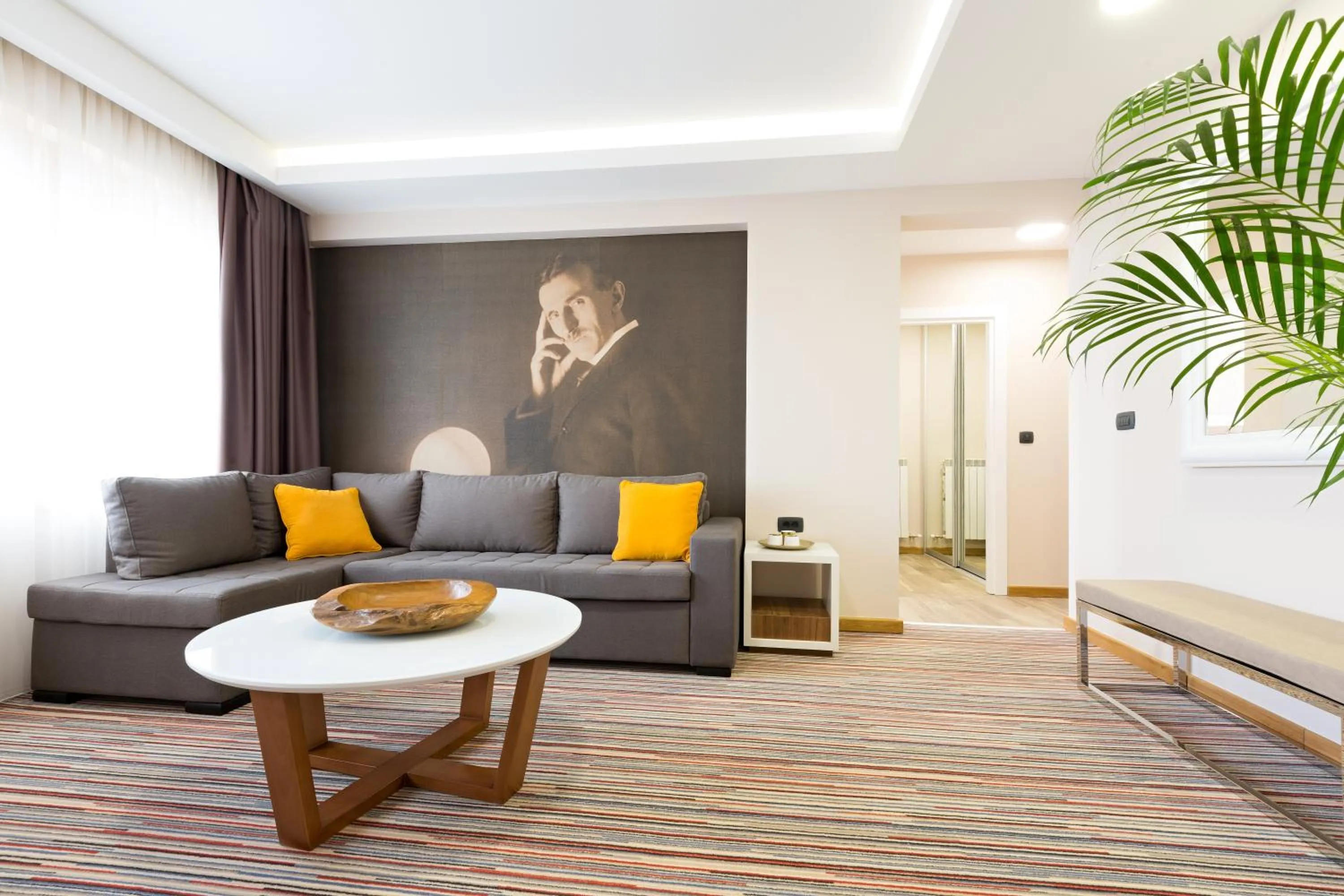 Seating area in Hotel TESLA - Smart Stay Garni