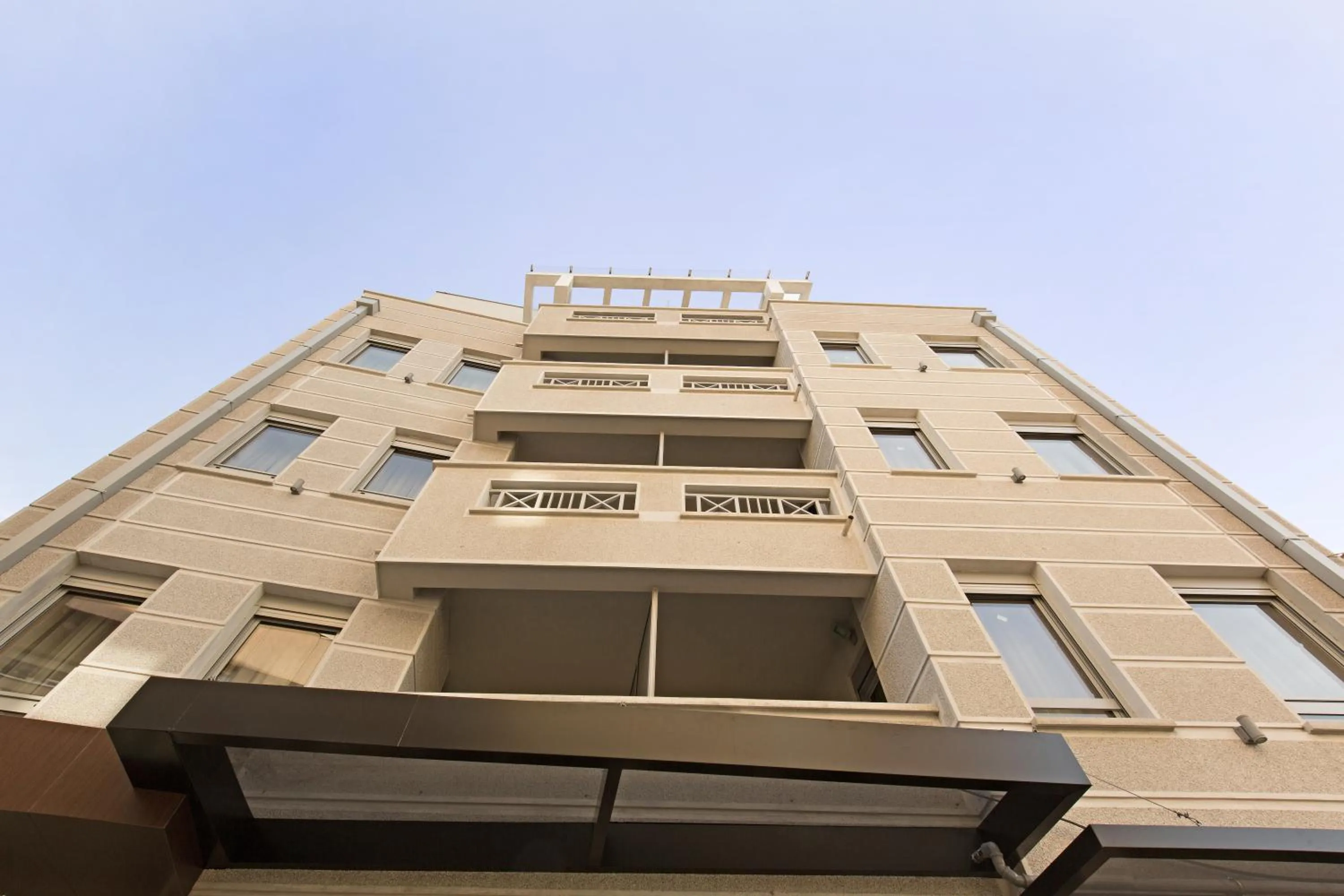 Property building in Hotel TESLA - Smart Stay Garni