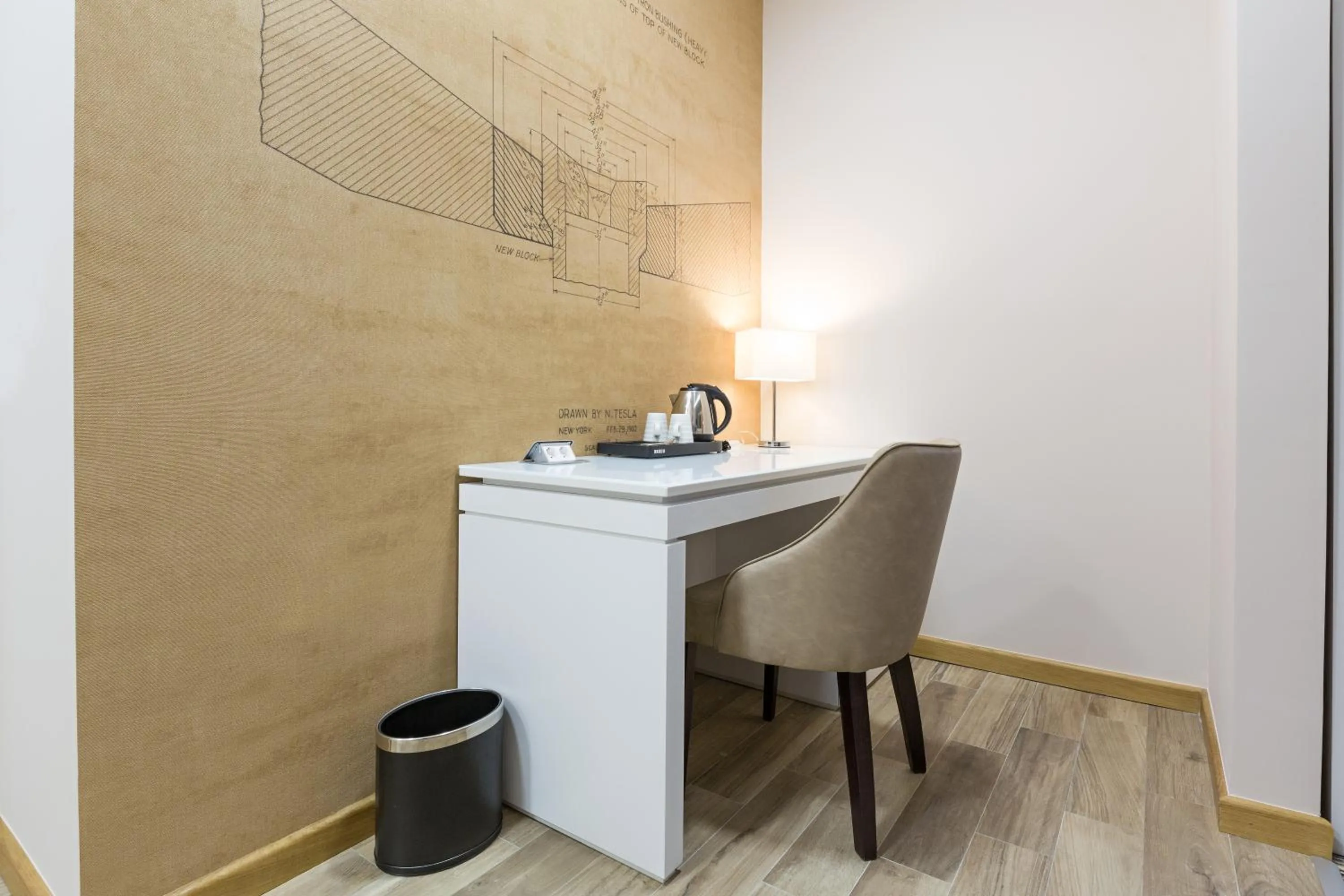 Coffee/tea facilities in Hotel TESLA - Smart Stay Garni