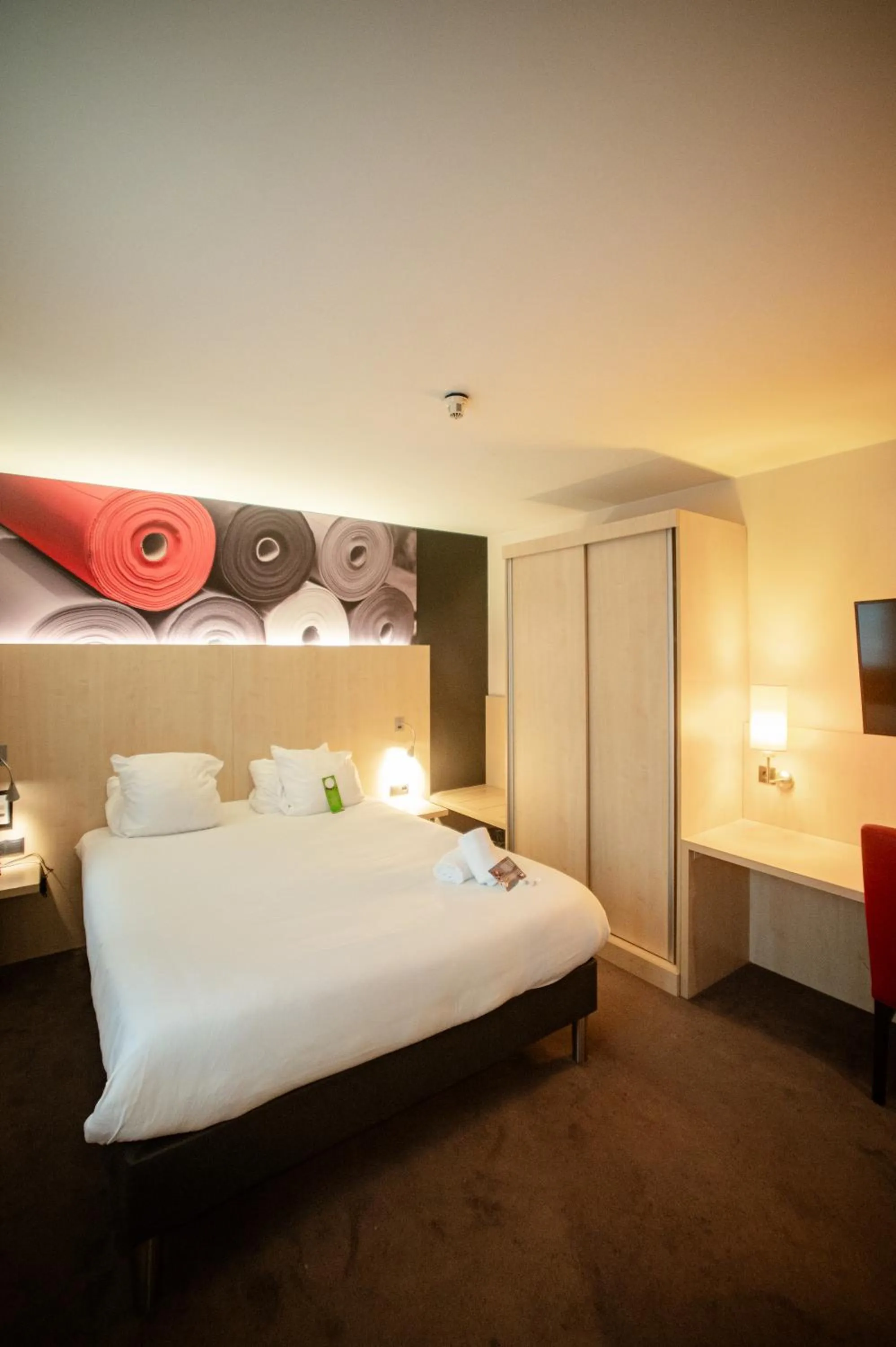 Bedroom, Bed in Hotel & Aparthotel Alize Mouscron