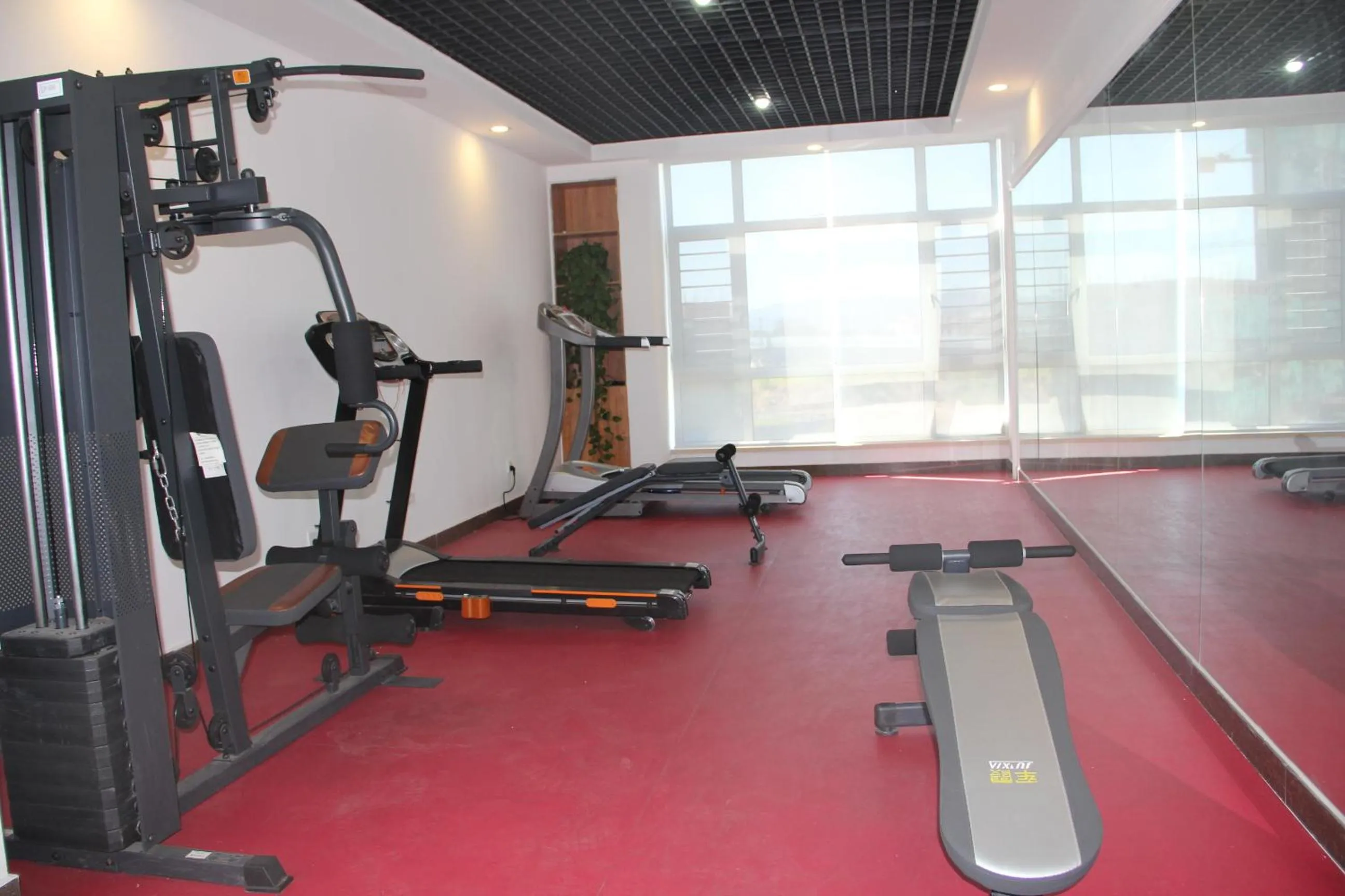 James Joyce Hotel Qinhuangdao Railway Station