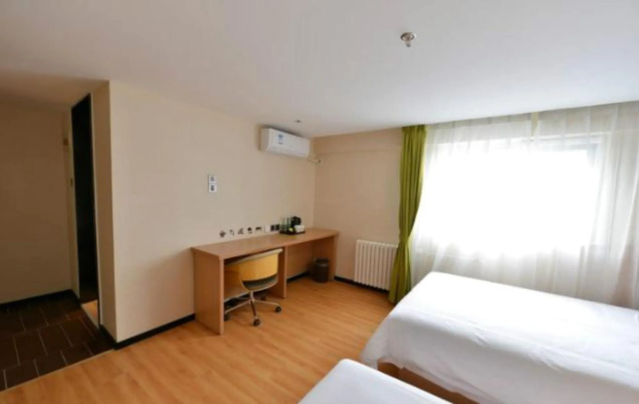 Bed in IU Hotel Beijing Zhongguancun Zhichunli