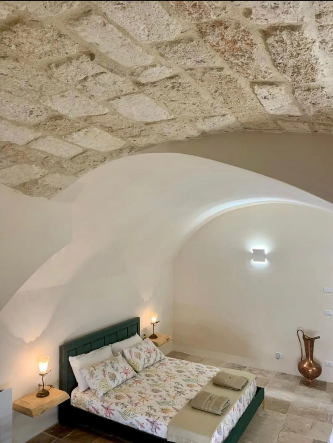 Photo of the whole room, Bed in B&B re apartments Palazzo Muscati