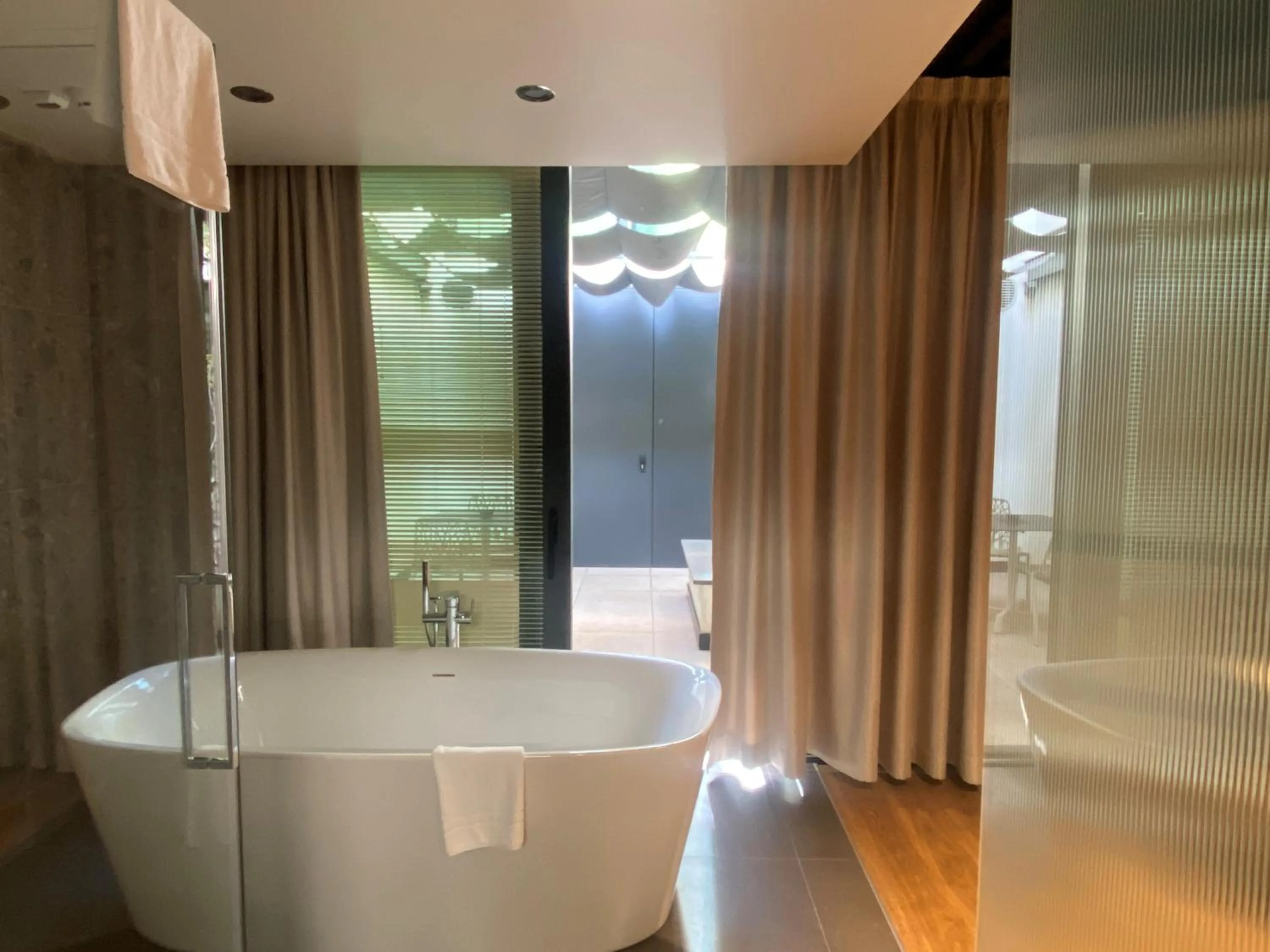 Bath in VERSOVERDE HOTEL Alzaia Naviglio Grande