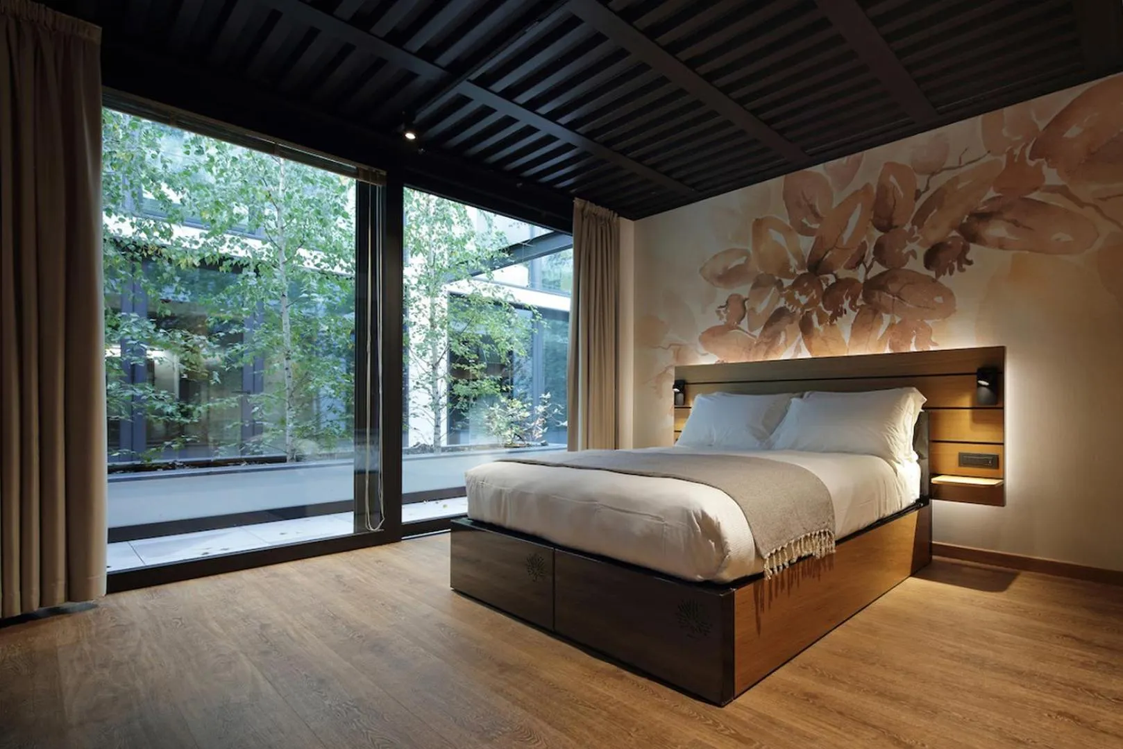 Photo of the whole room, Bed in VERSOVERDE HOTEL Alzaia Naviglio Grande