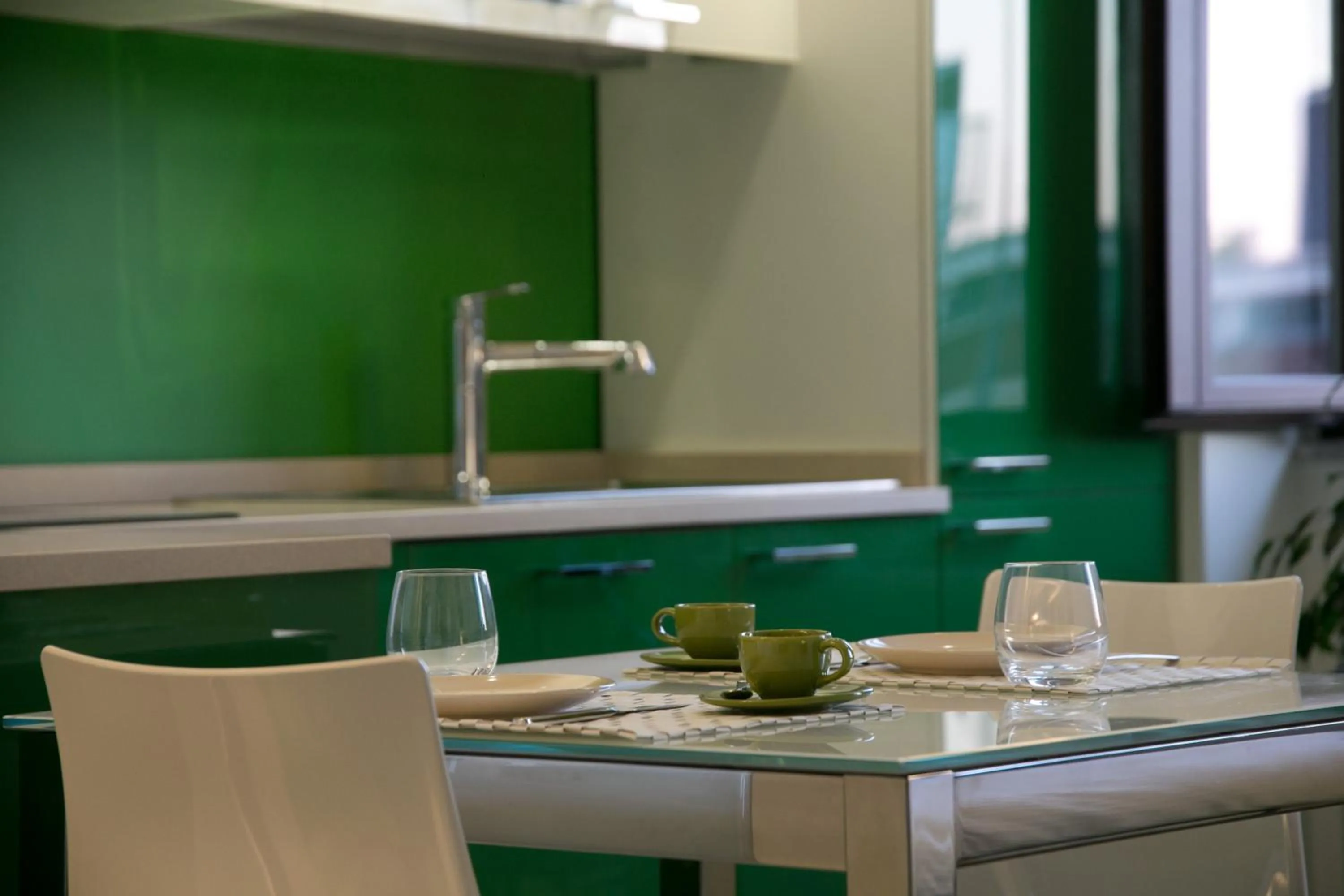 Coffee/tea facilities in VERSOVERDE HOTEL Alzaia Naviglio Grande