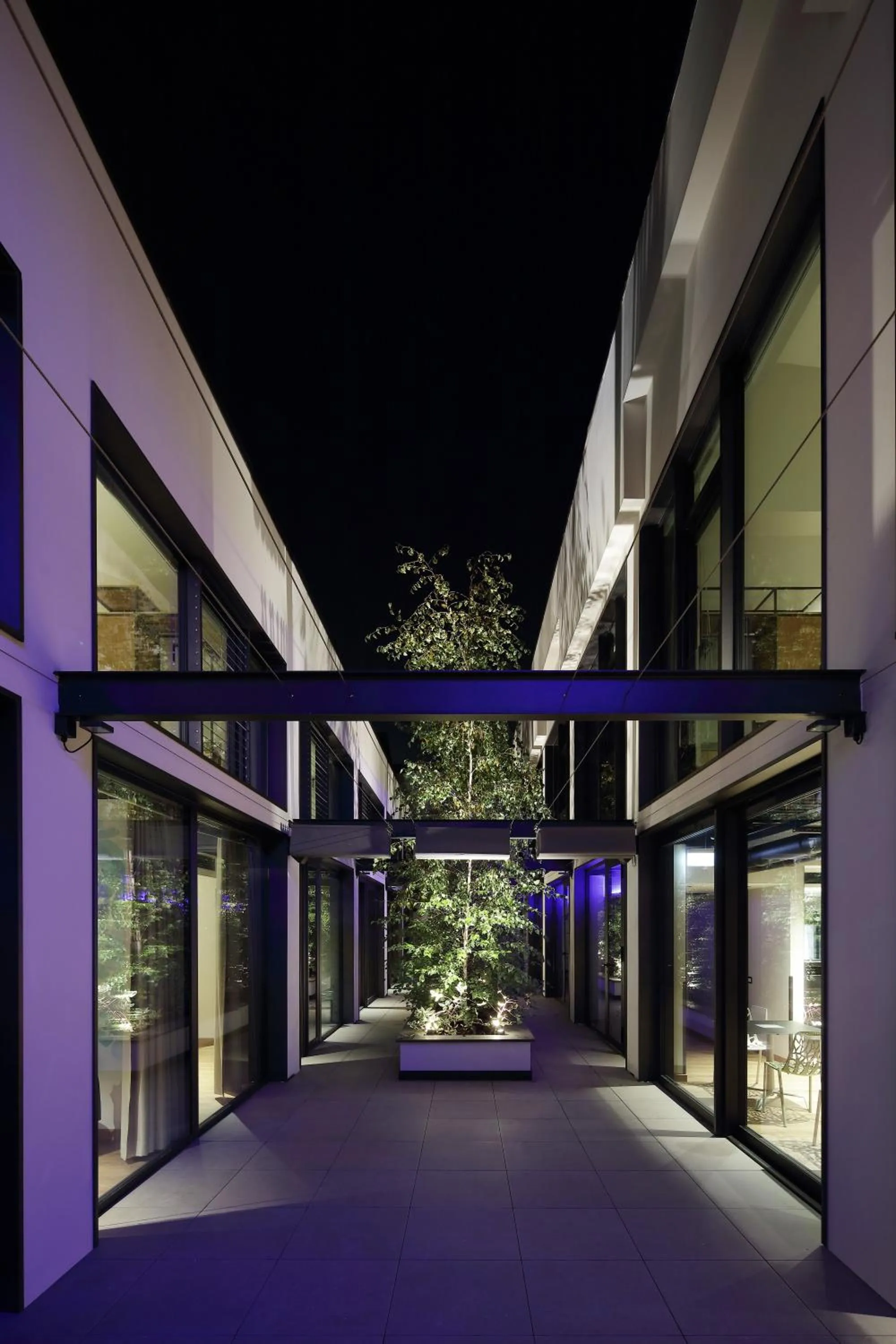 Garden in VERSOVERDE HOTEL Alzaia Naviglio Grande