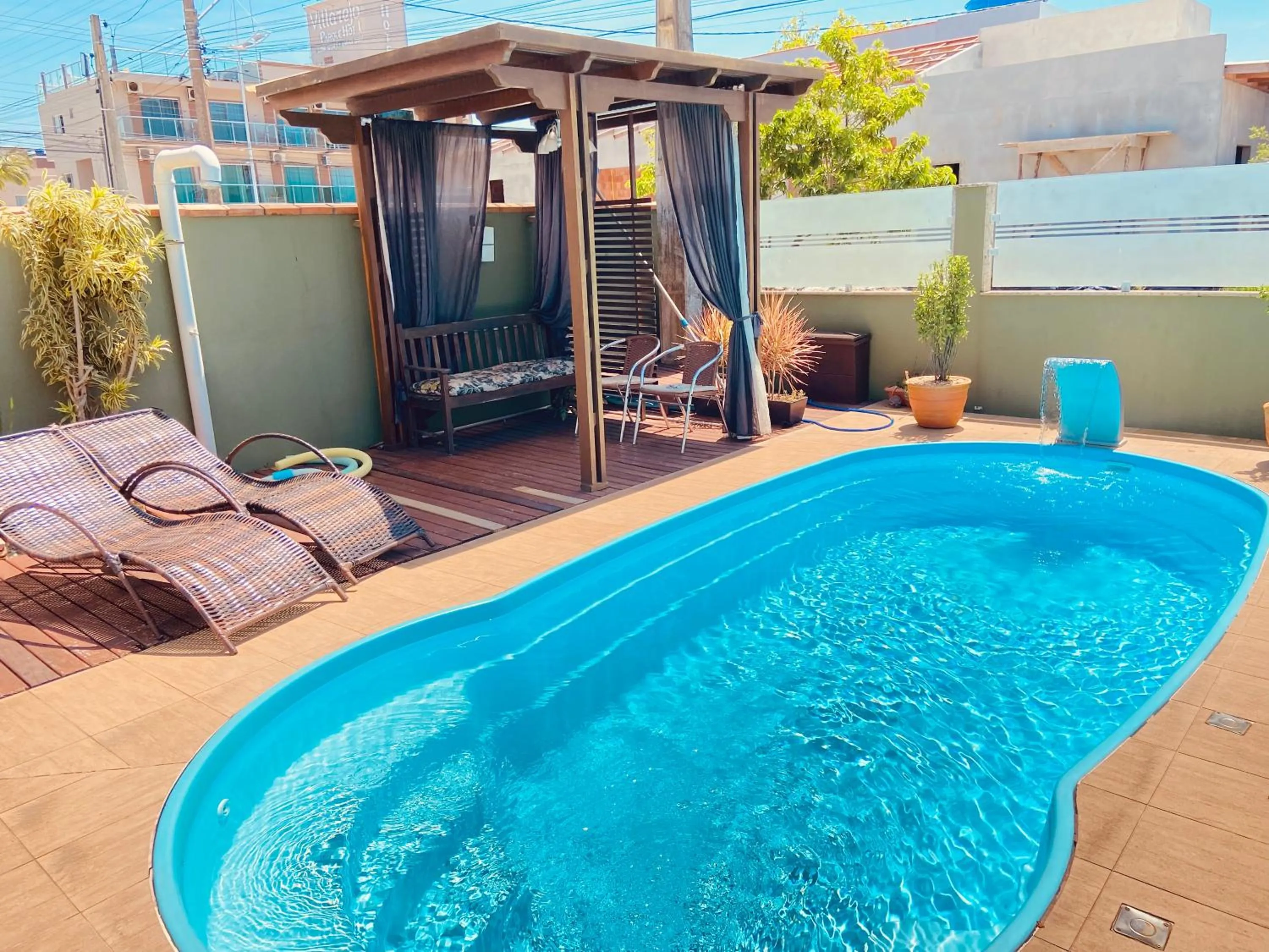 Swimming pool in Pousada Mar de Almirante