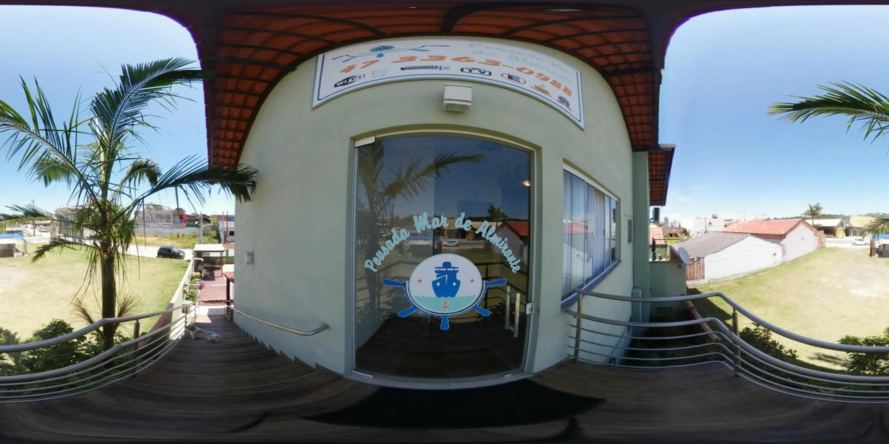 Facade/entrance in Pousada Mar de Almirante