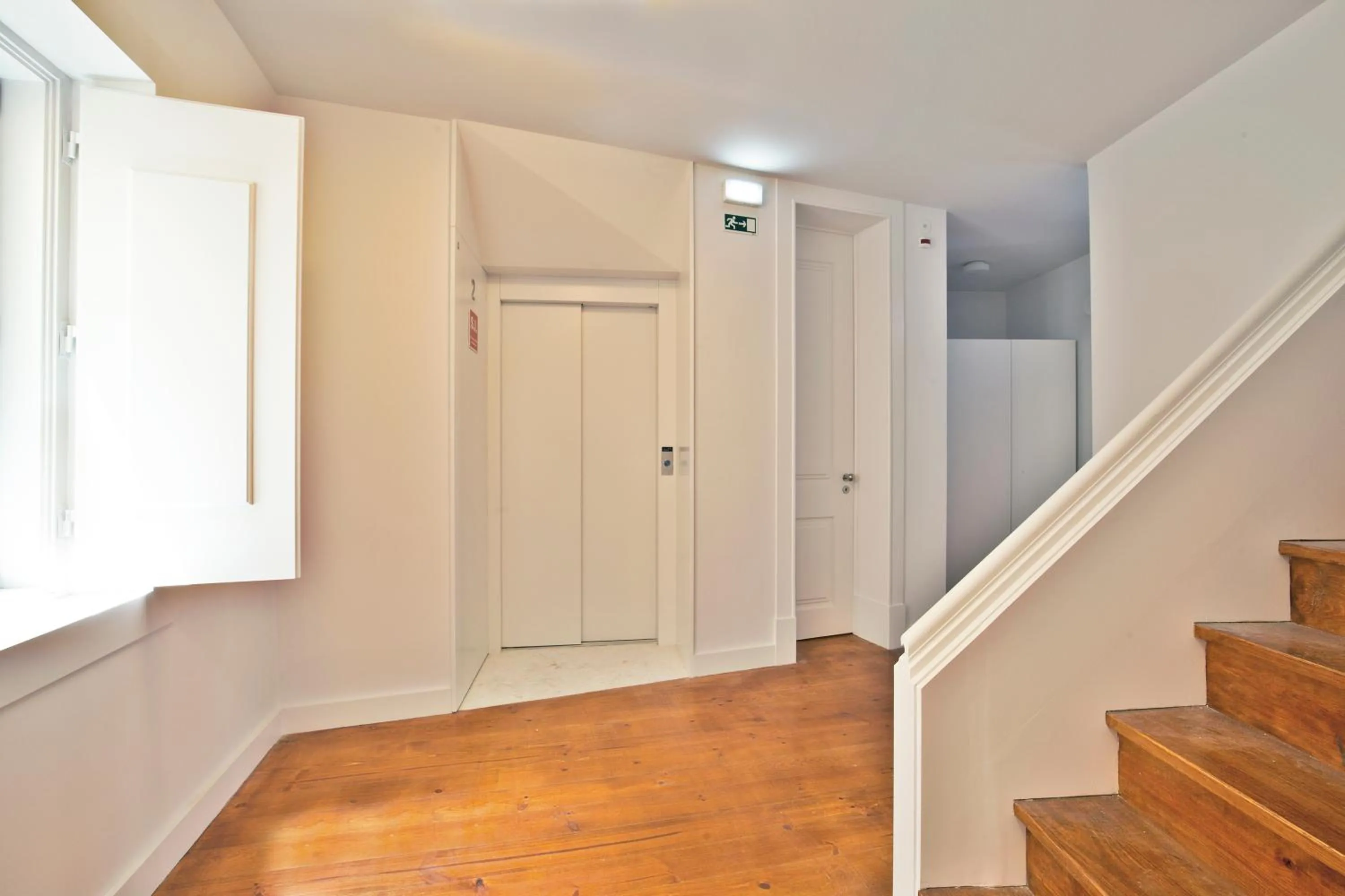 Property building in Lisbon Five Stars Apartments Combro 7