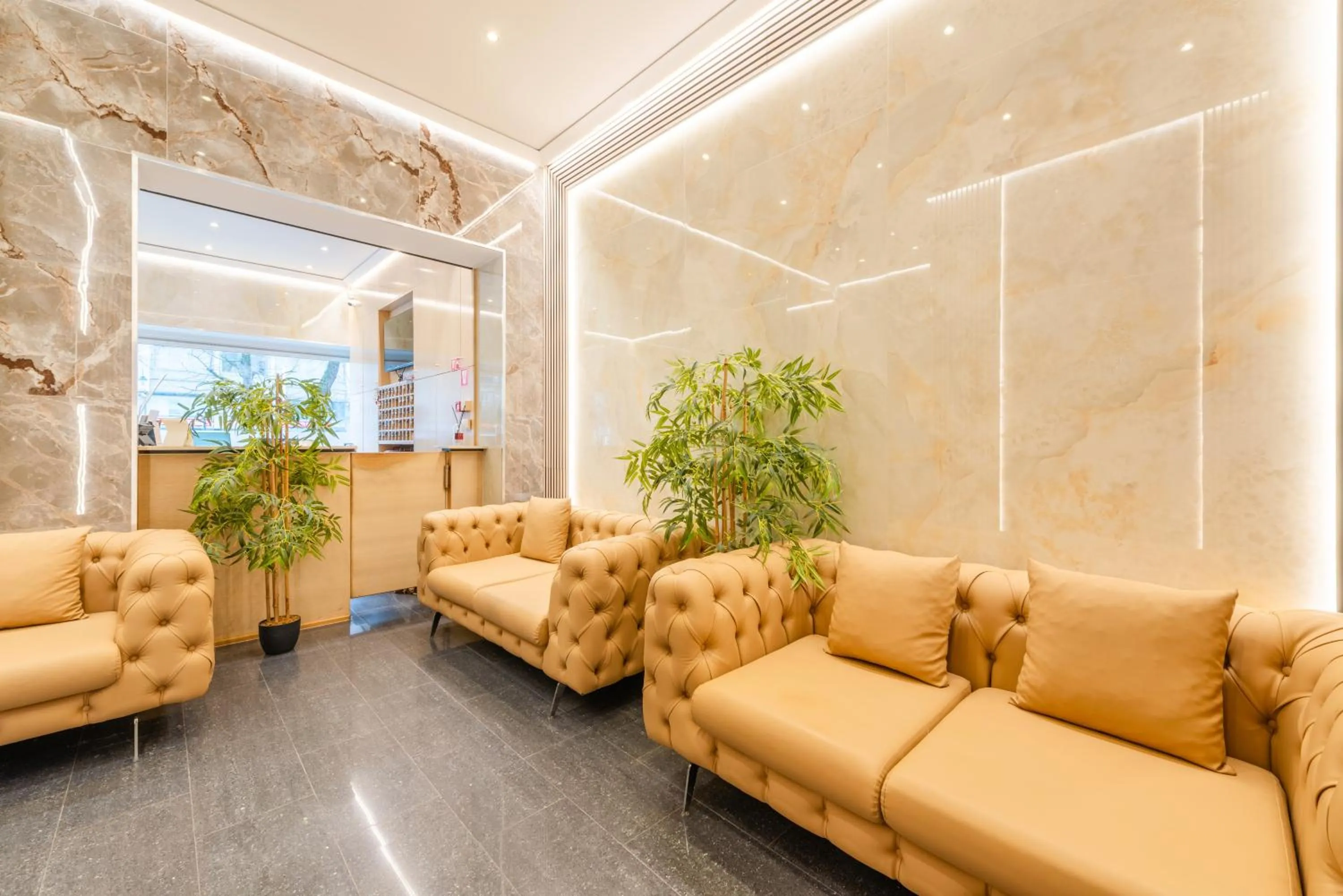 Lobby or reception in Hotel Barry