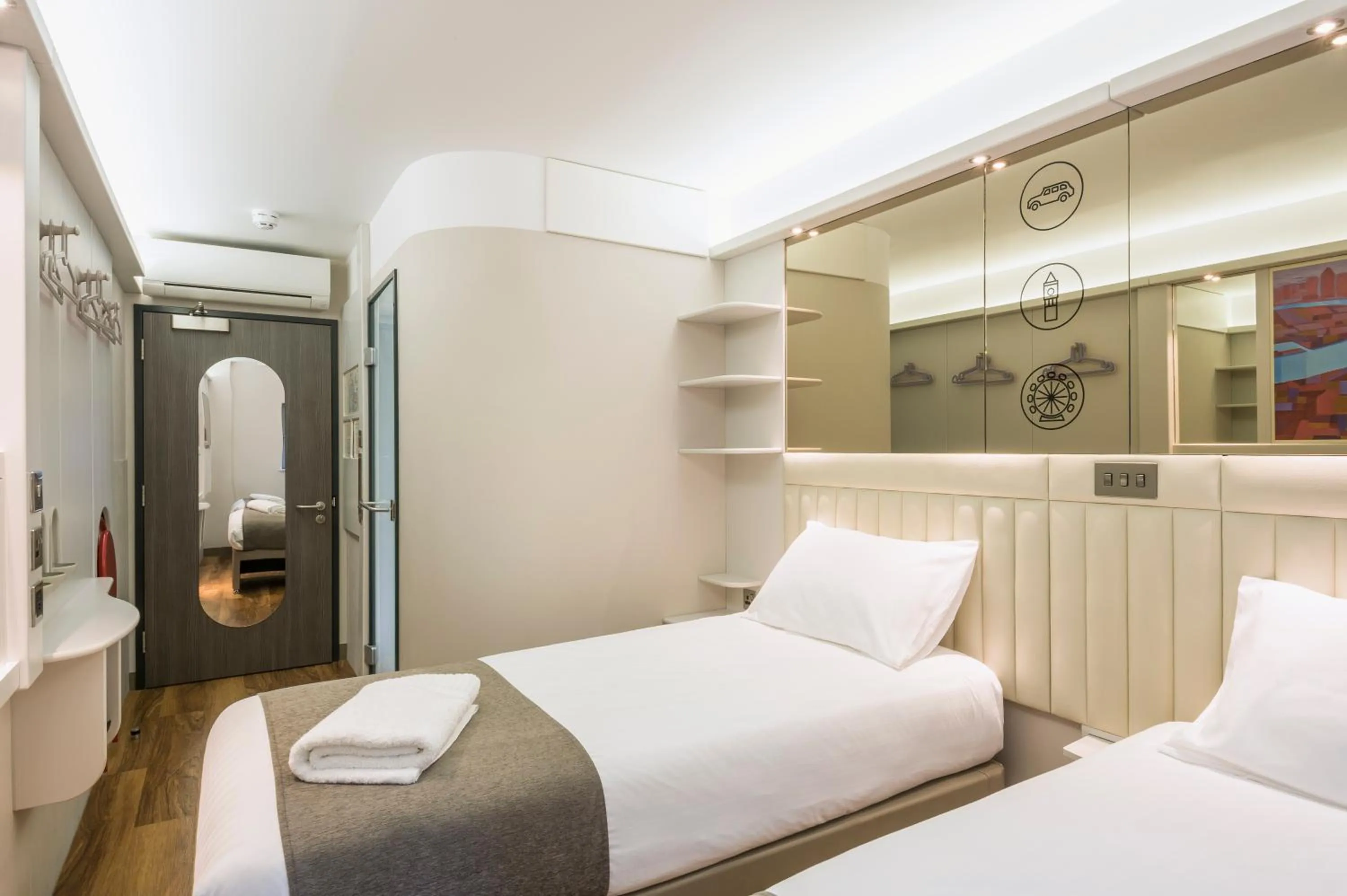 Bed in Point A Hotel Glasgow