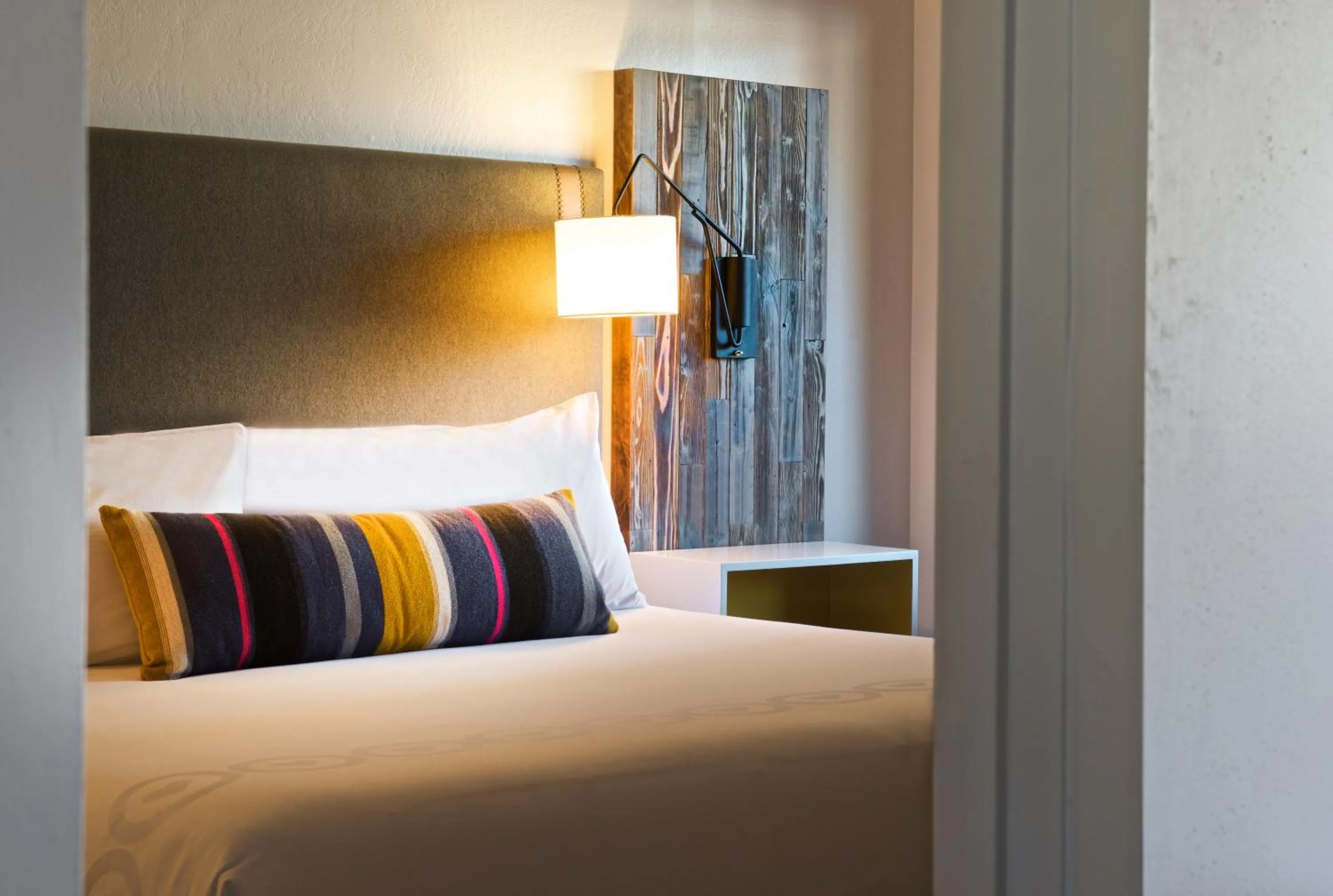 Photo of the whole room, Bed in Hotel Becket, BW Signature Collection