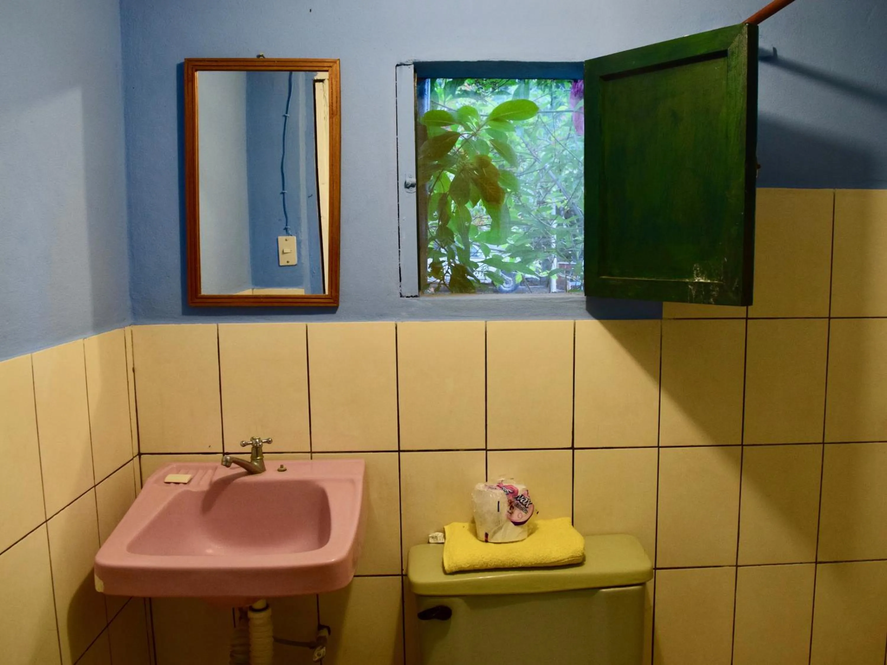 Bathroom in Hospedaje Central