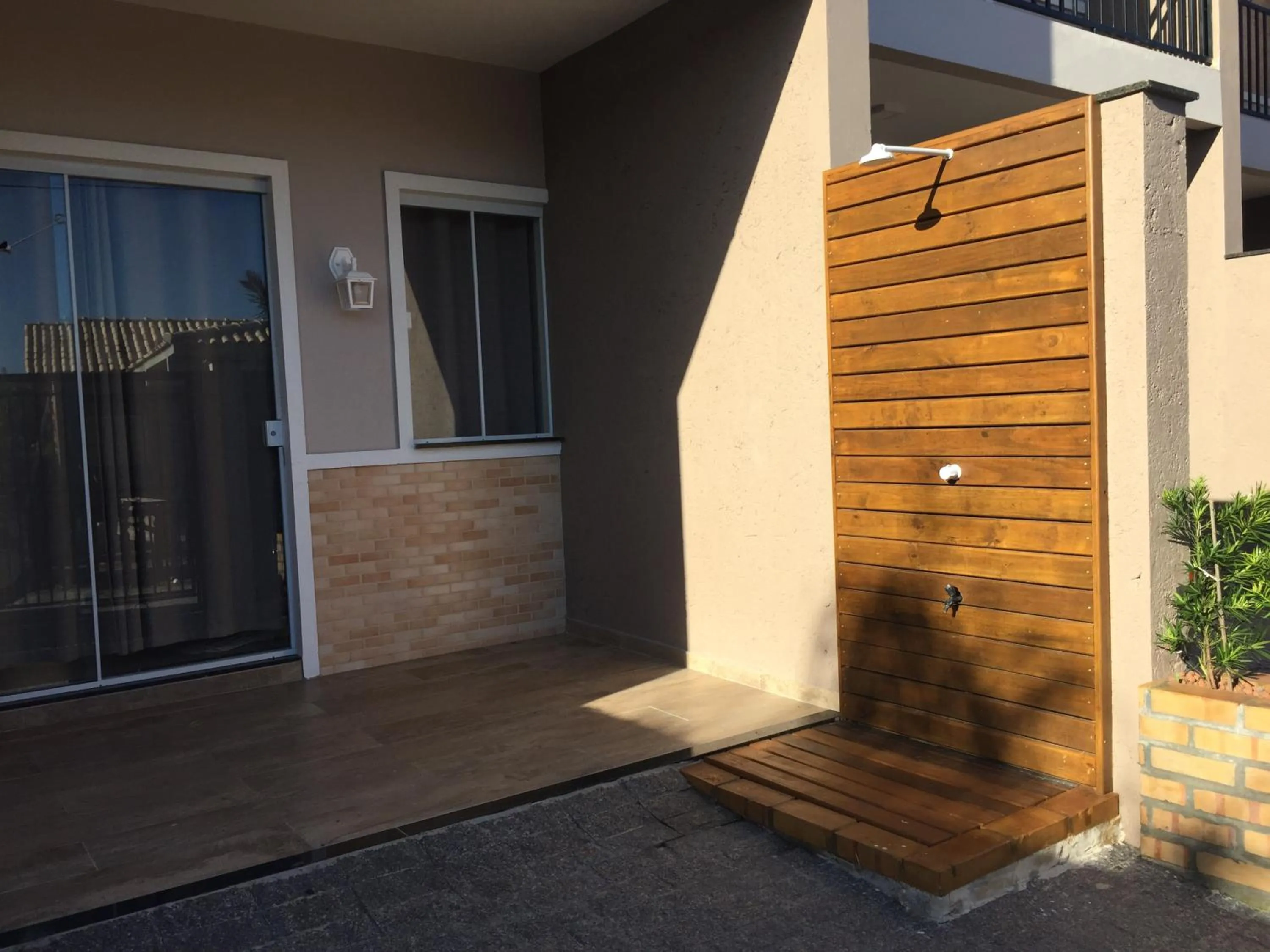 Property building in Ondas da Guarda Moradas