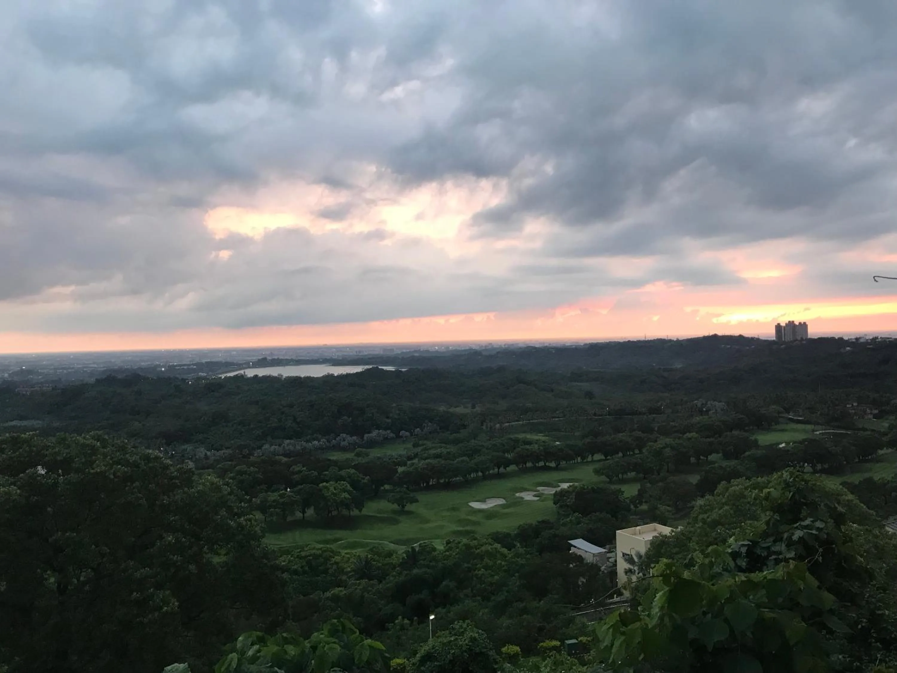 Nearby landmark in Yundeng Landscape Hotel