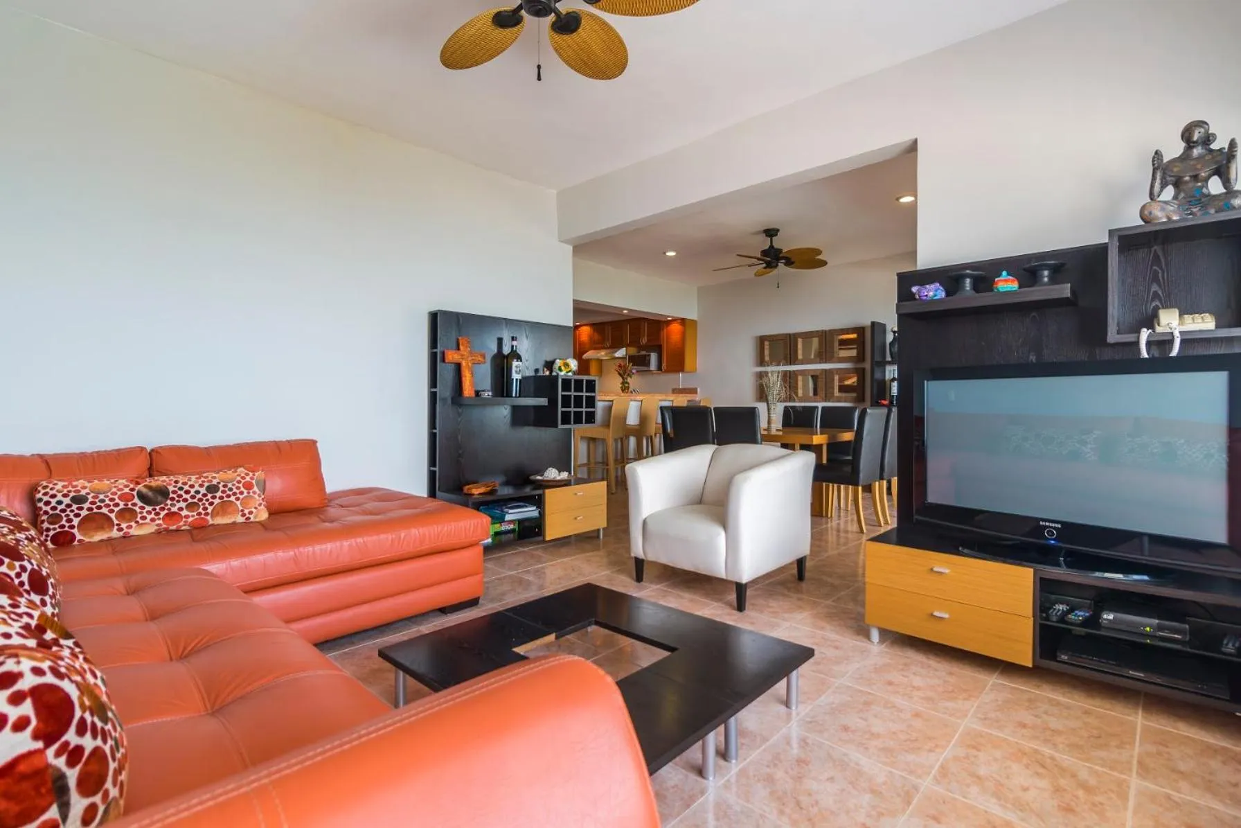 Casa Bonita and villas