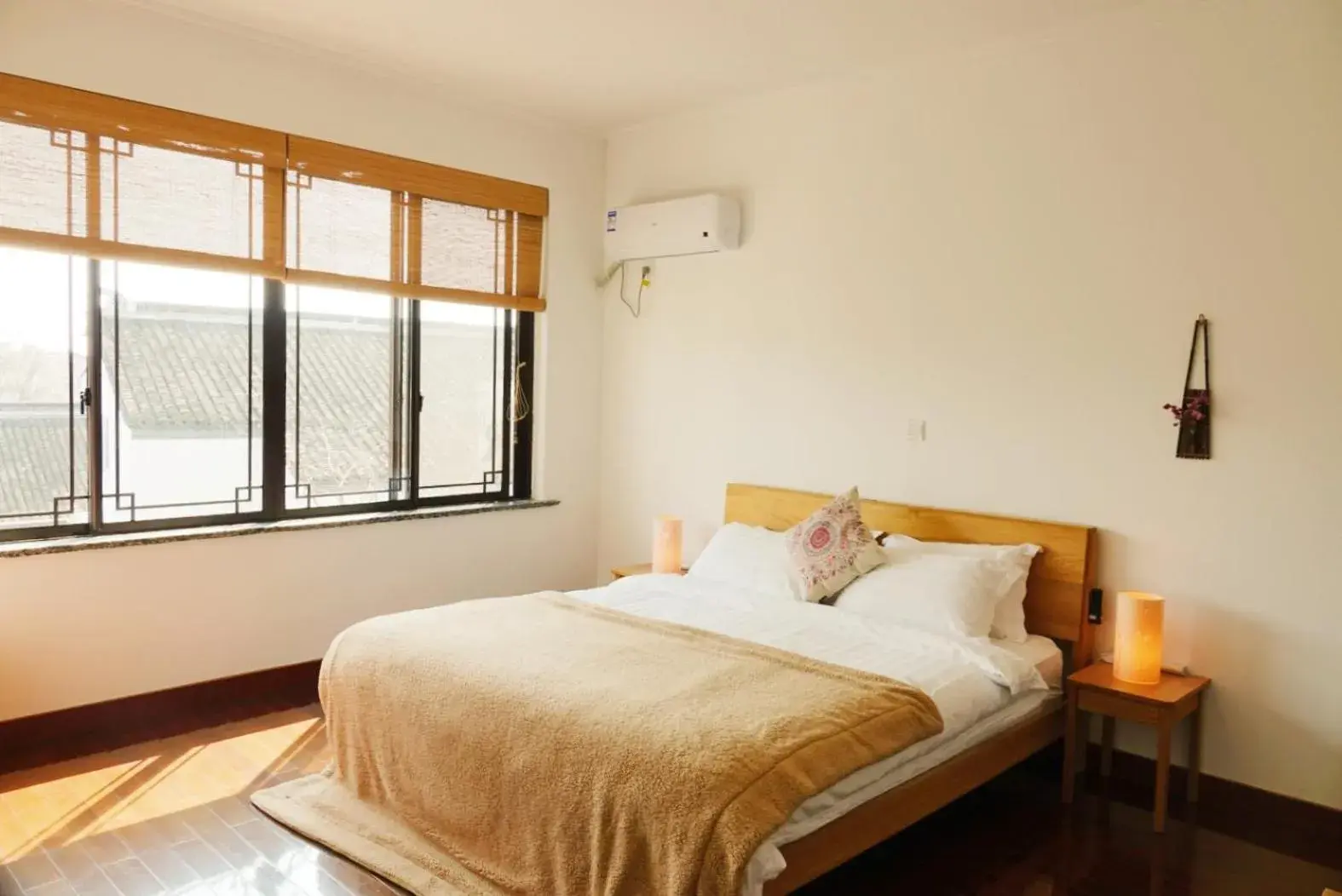 Double Room with Private Bathroom in Pure-Land Villa Double Room with Private Bathroom in Pure-Land Villa