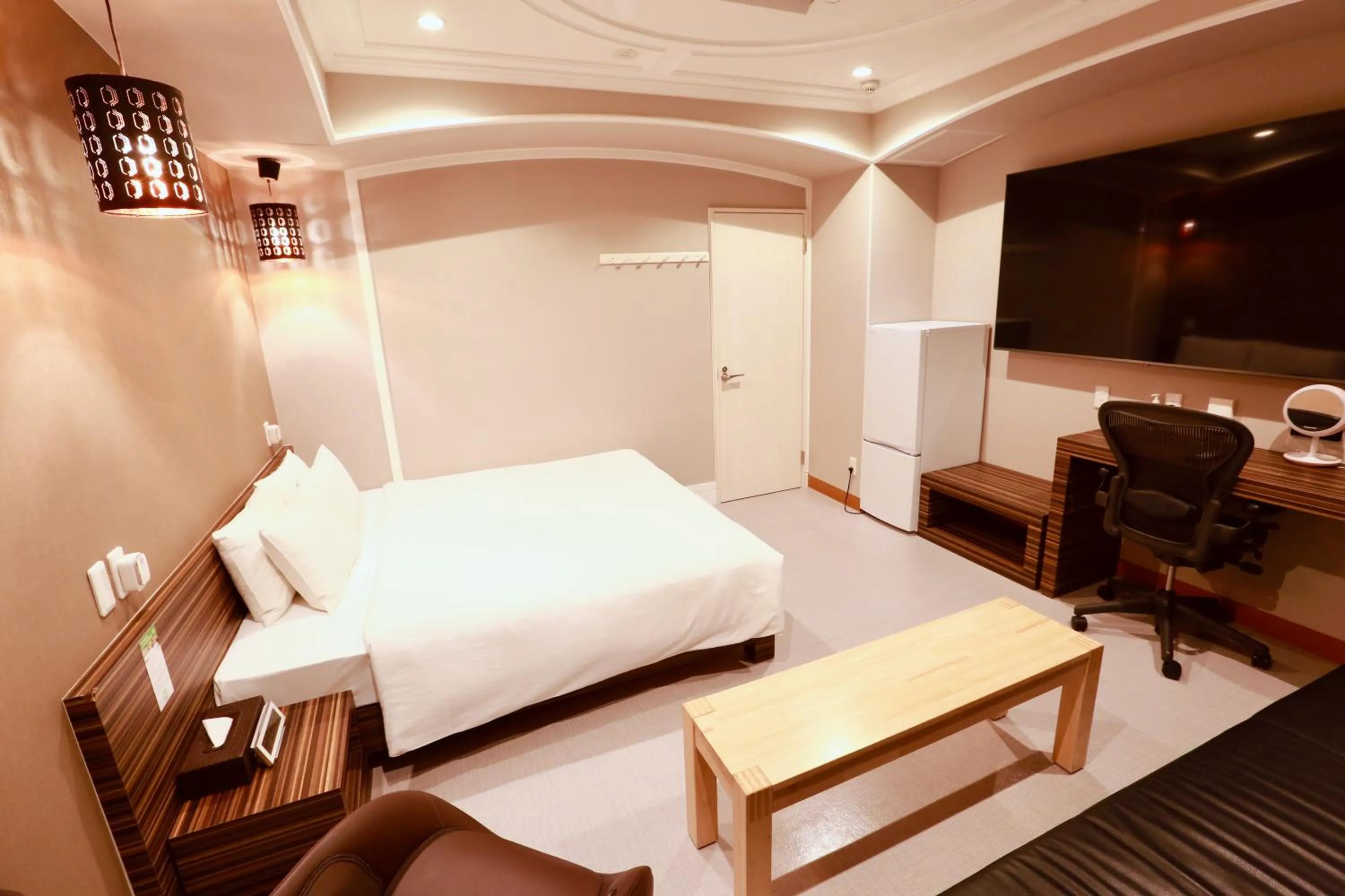 Photo of the whole room, Bed in Hotel 88 Shinsaibashi