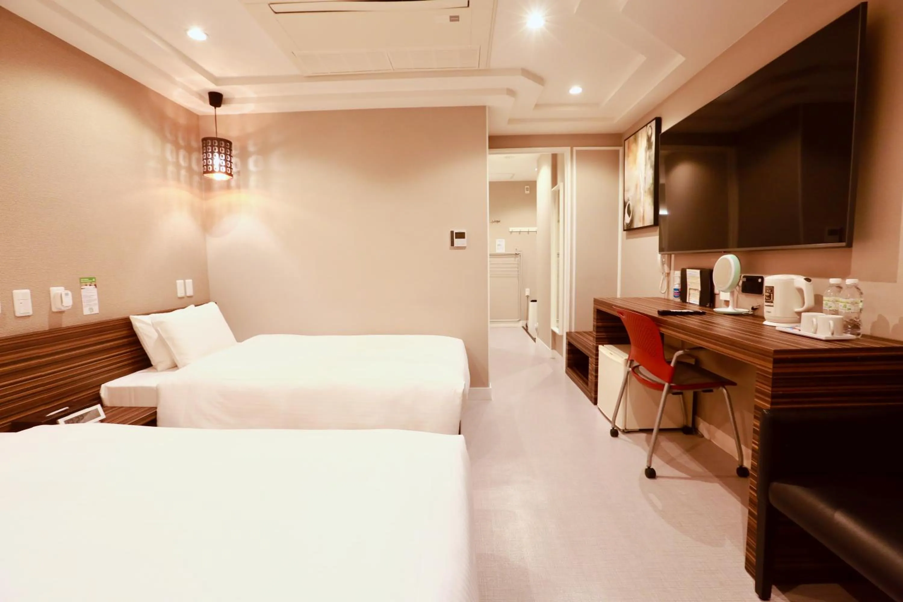 Photo of the whole room, Bed in Hotel 88 Shinsaibashi