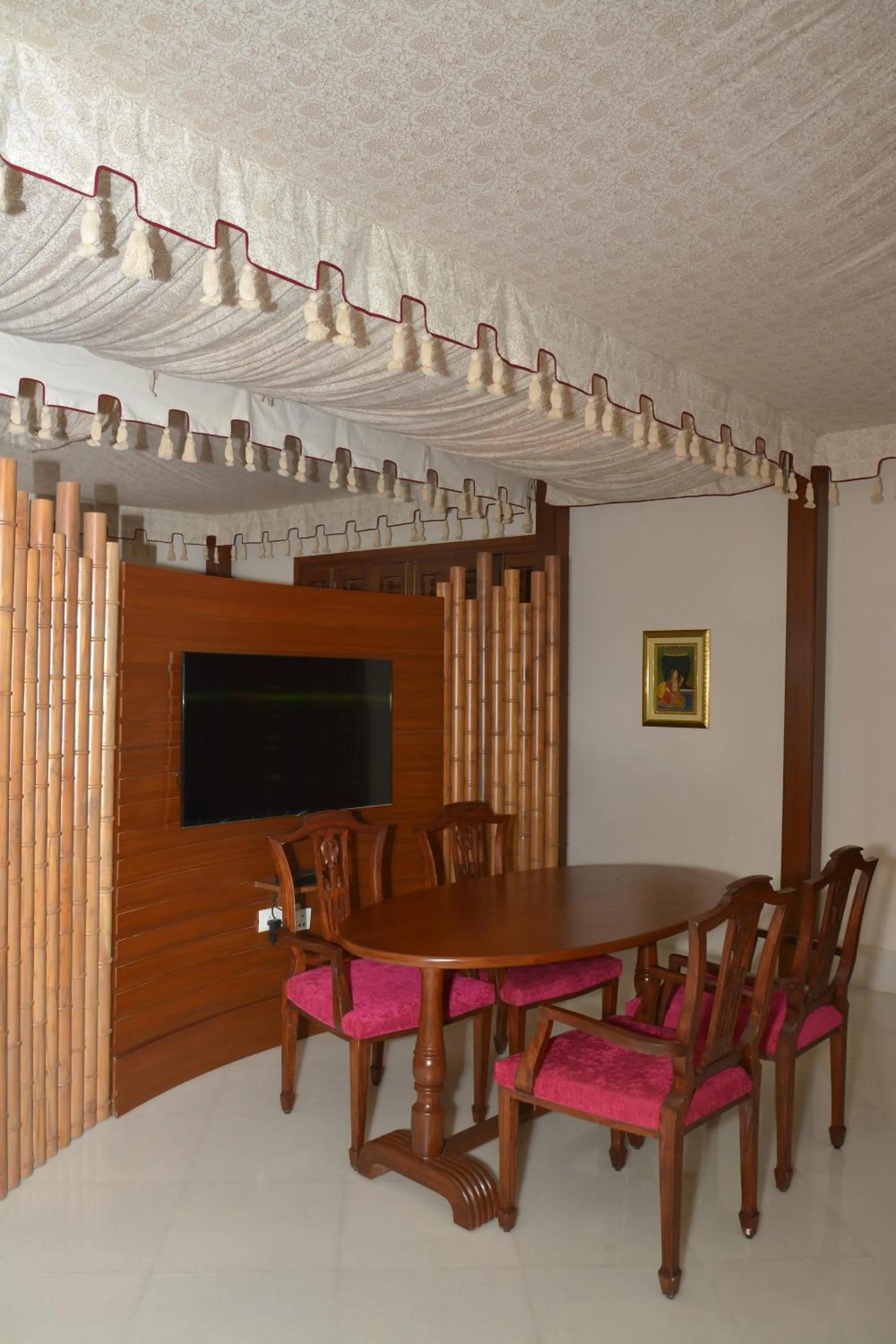 Dining area in Indana Palace Jaipur