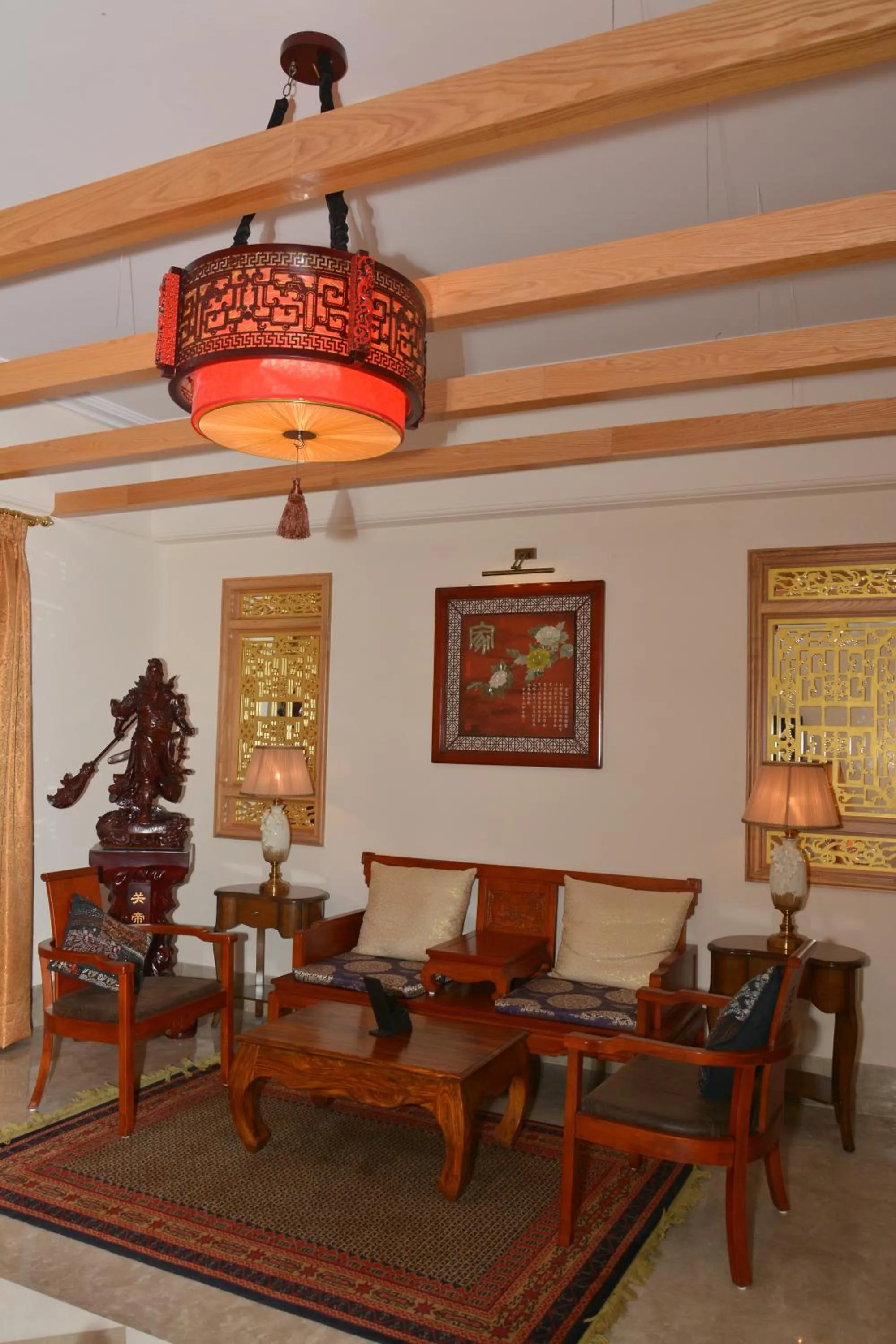 Living room in Indana Palace Jaipur